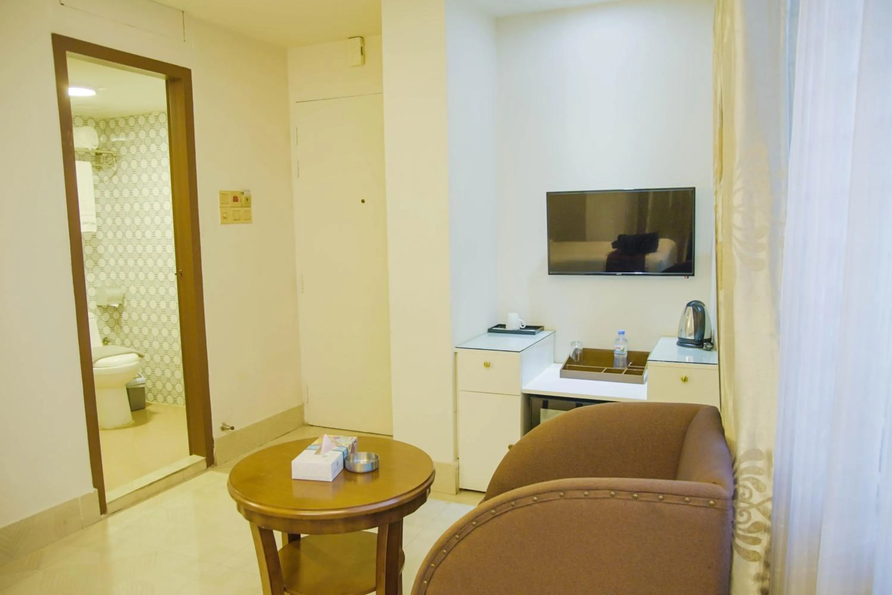 Kitchen or kitchenette in Hotel Shuktara Dhaka