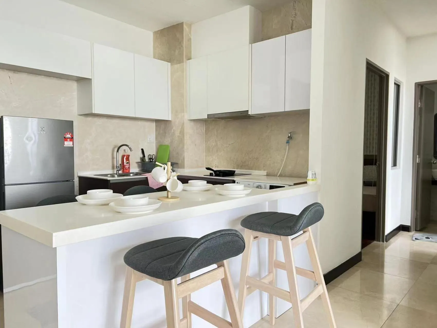 Dining area in Silver Scape Residence Melaka Raya By Heystay Management