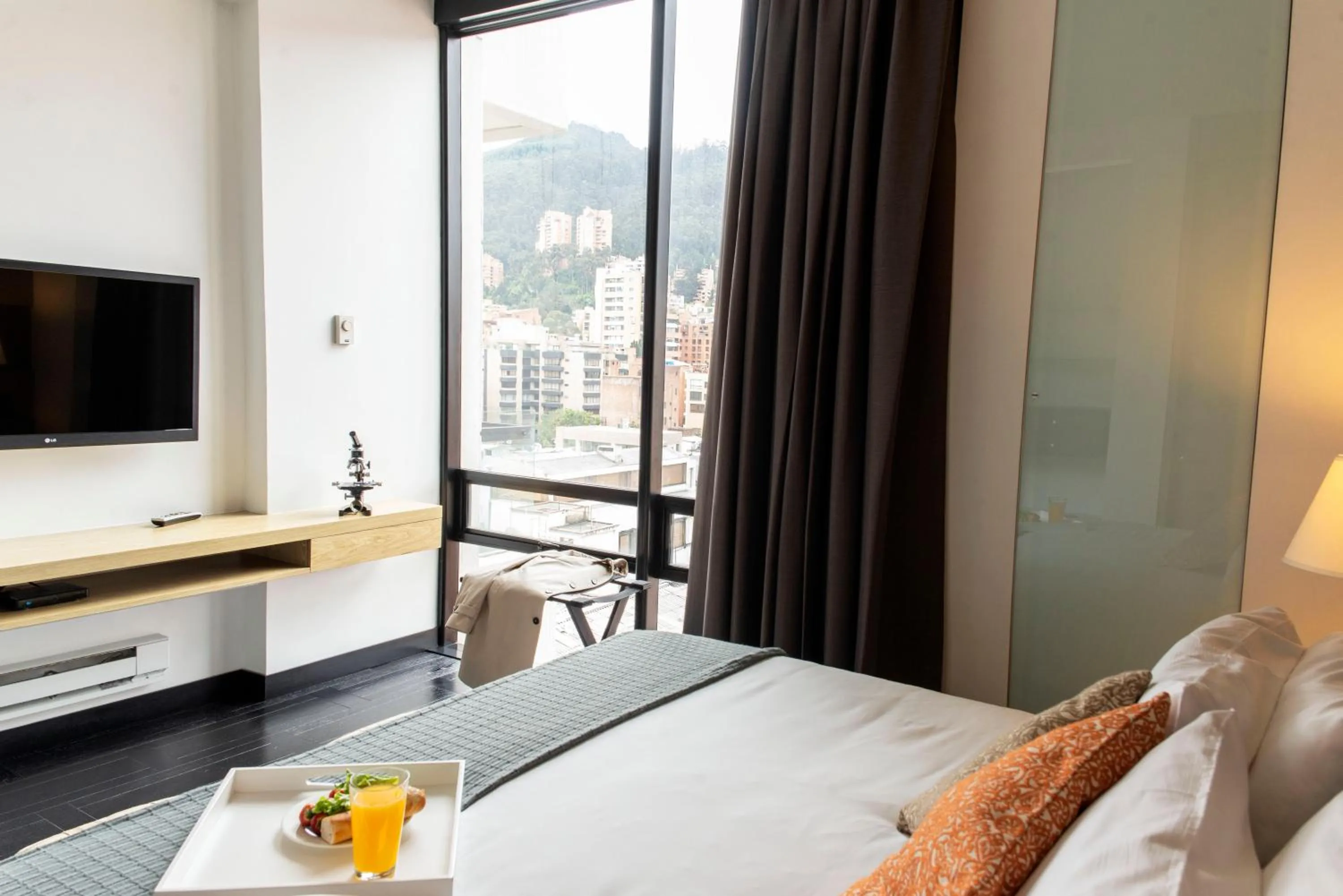 Natural landscape, Bed in 8010 Urban Living- Luxury Home Experience