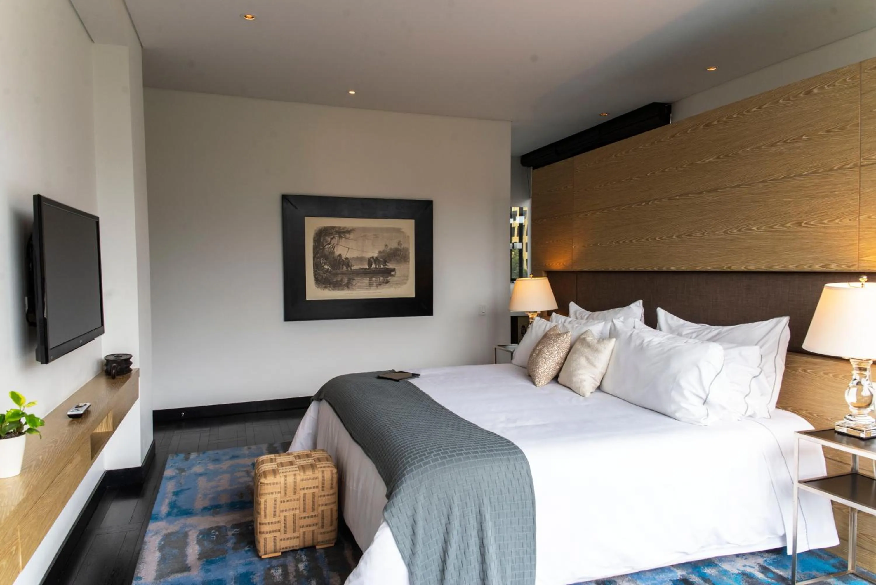 Bedroom, Bed in 8010 Urban Living- Luxury Home Experience