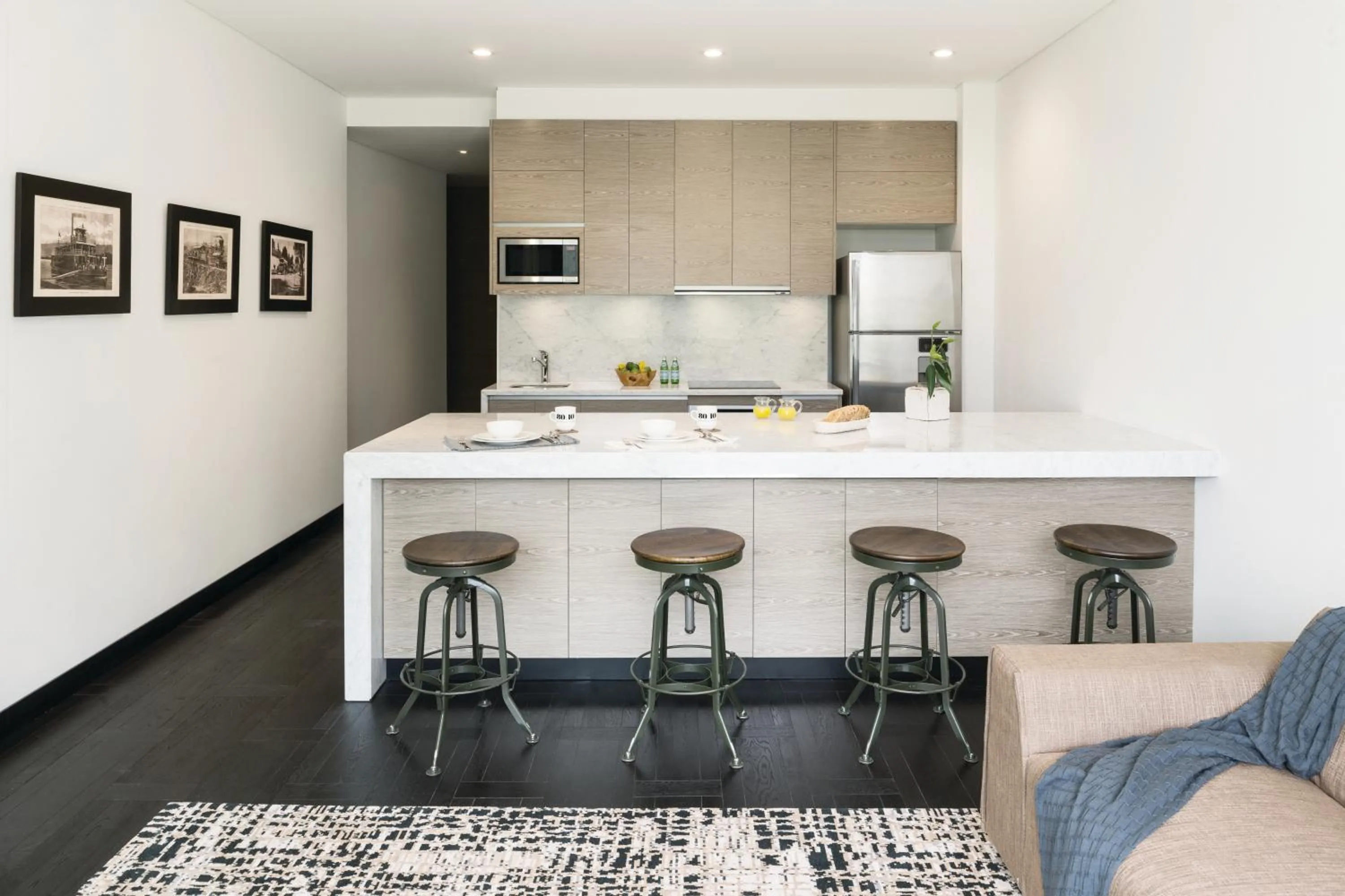 Kitchen or kitchenette in 8010 Urban Living- Luxury Home Experience