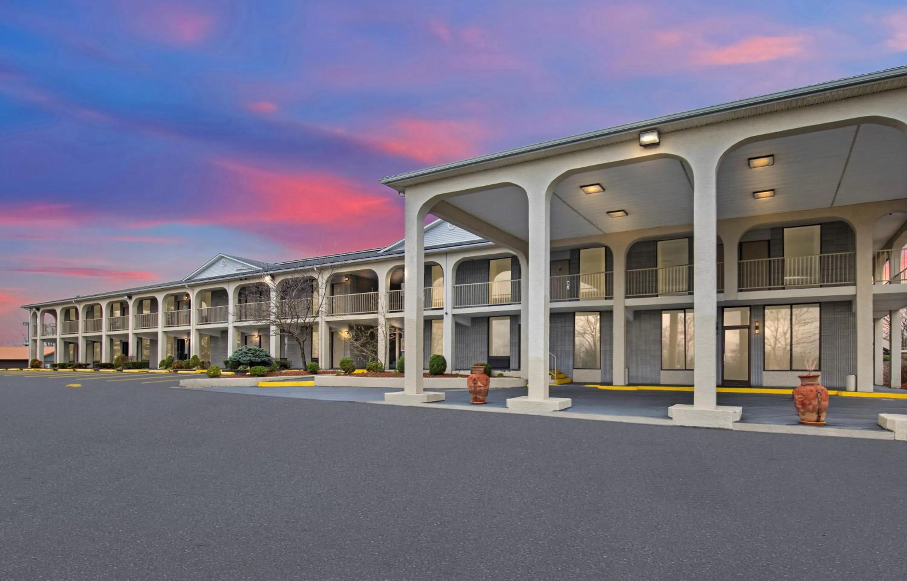 Days Inn by Wyndham Columbia Kentucky