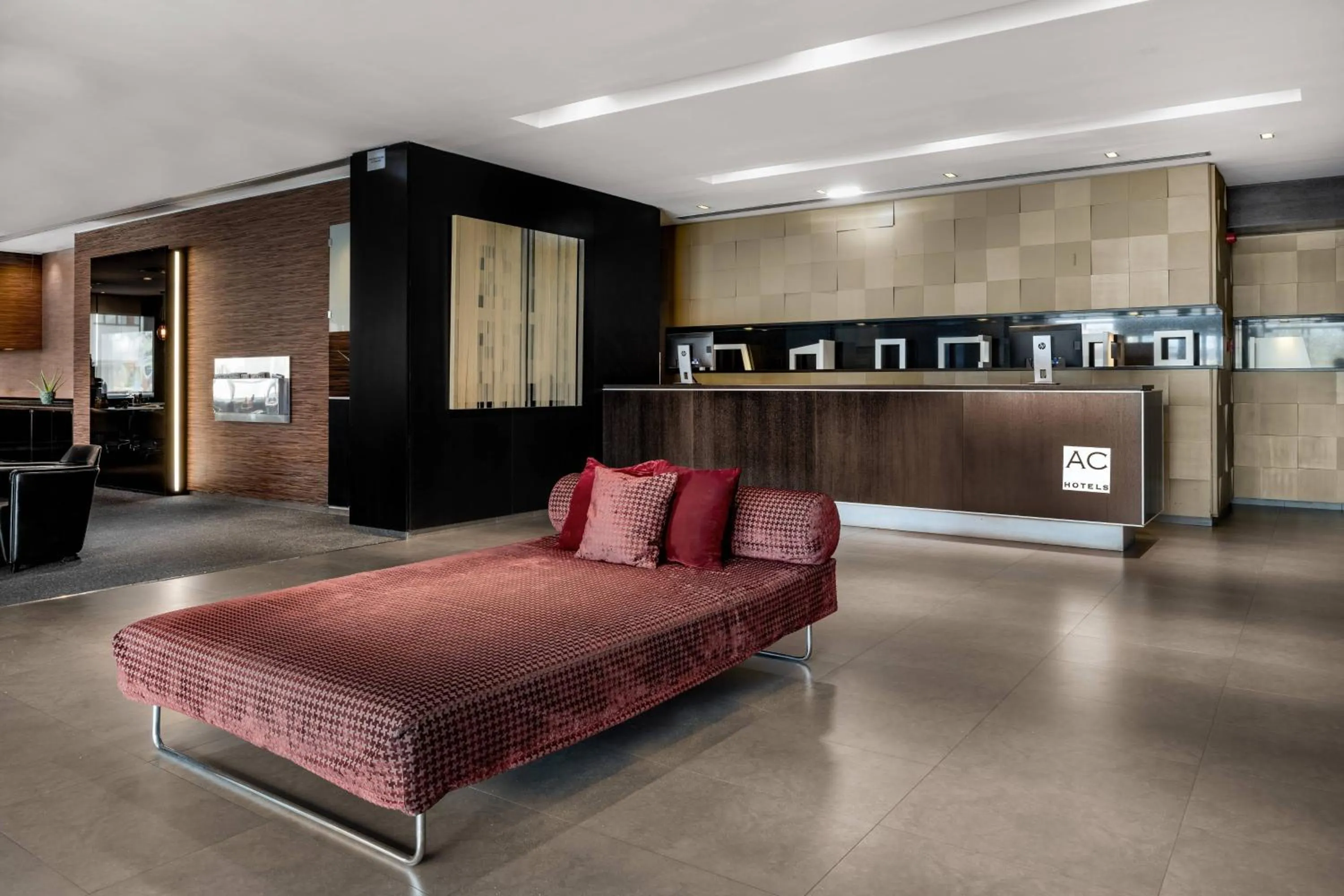 Lobby or reception, Bed in AC Hotel Gijón by Marriott