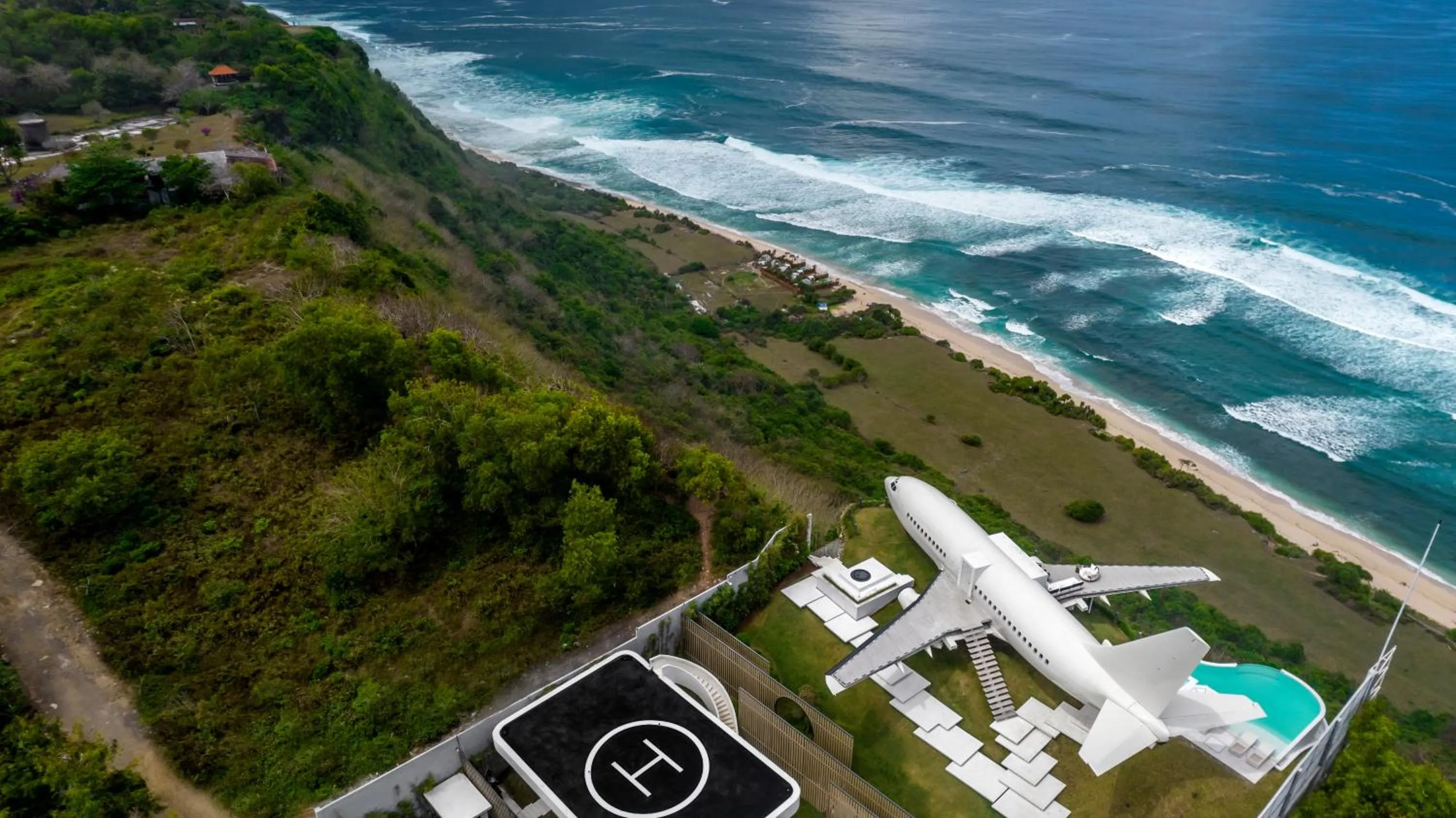 Property building in Private Jet Villa Uluwatu