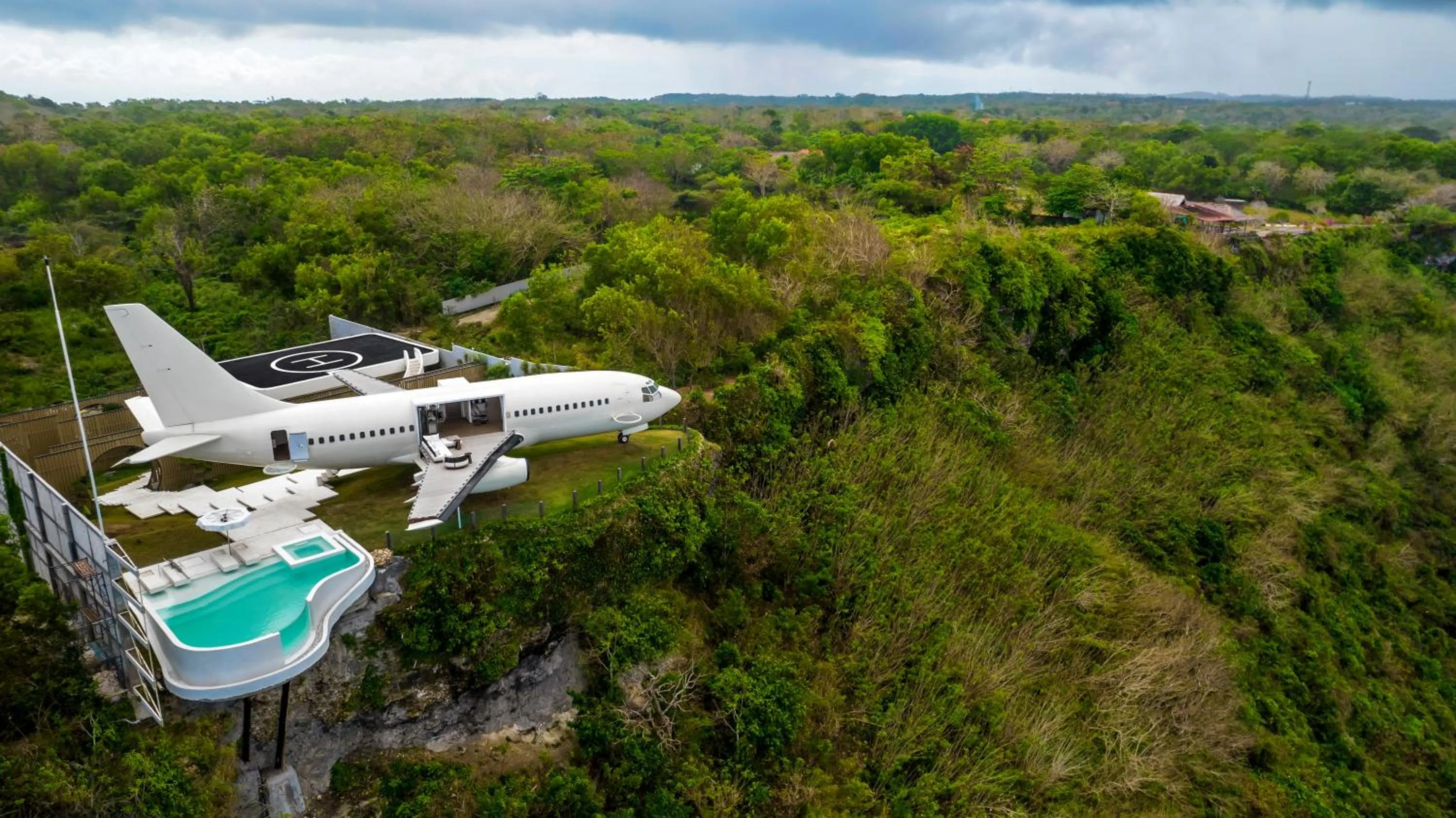 Property building in Private Jet Villa Uluwatu