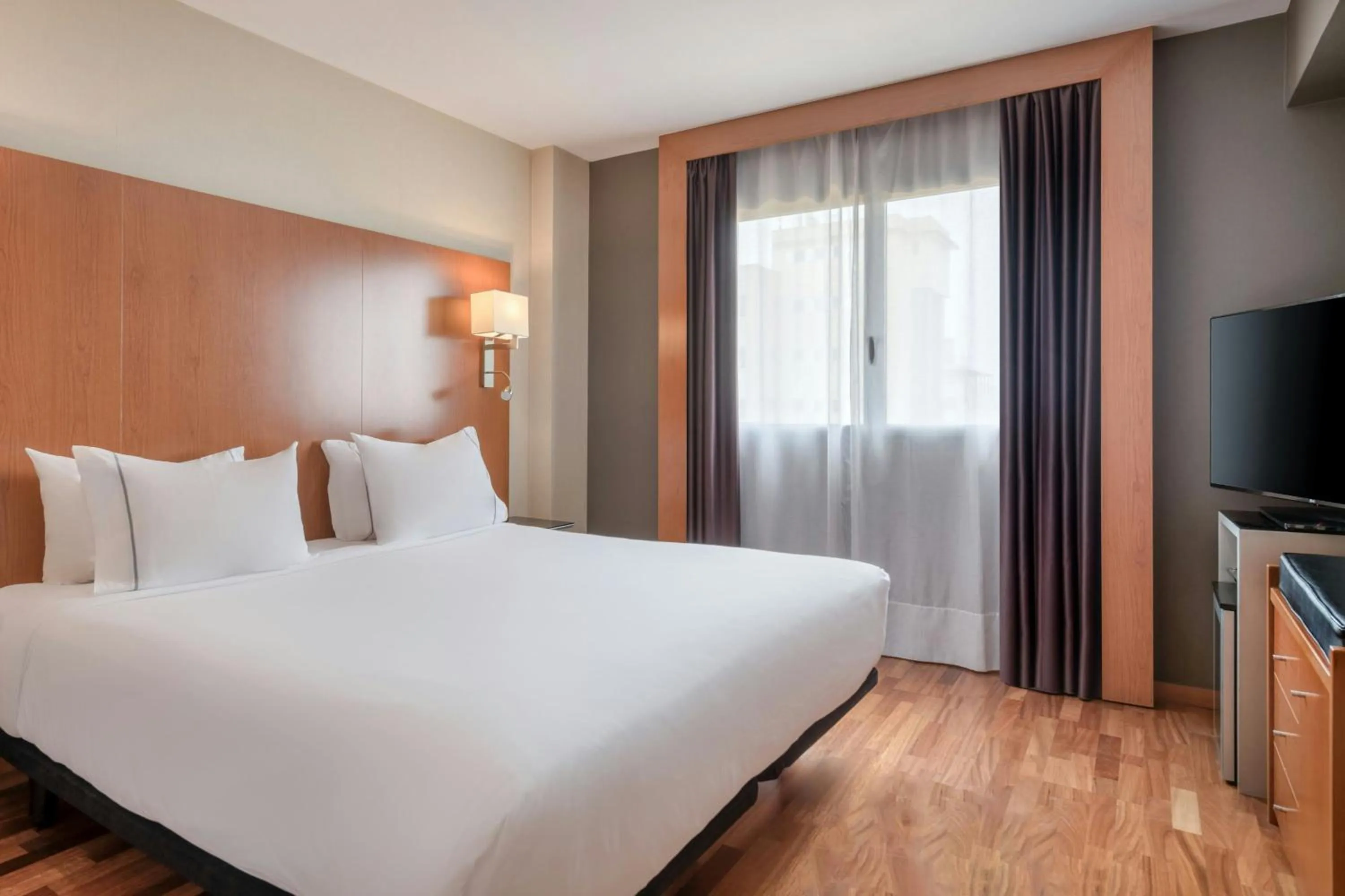 Bedroom, Bed in AC Hotel Sevilla Fórum by Marriott