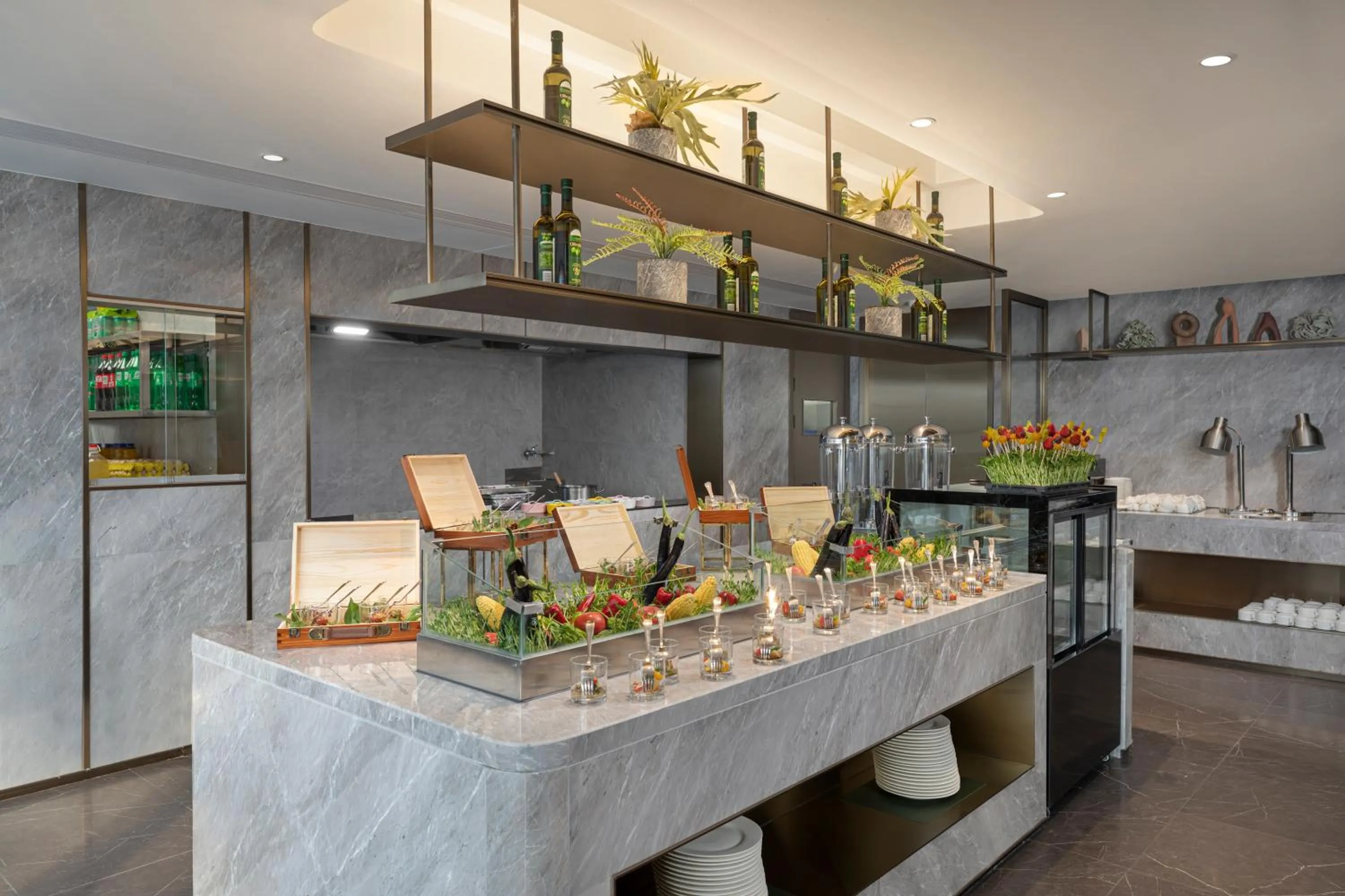 Restaurant/places to eat in Somerset Future Center Wuhan