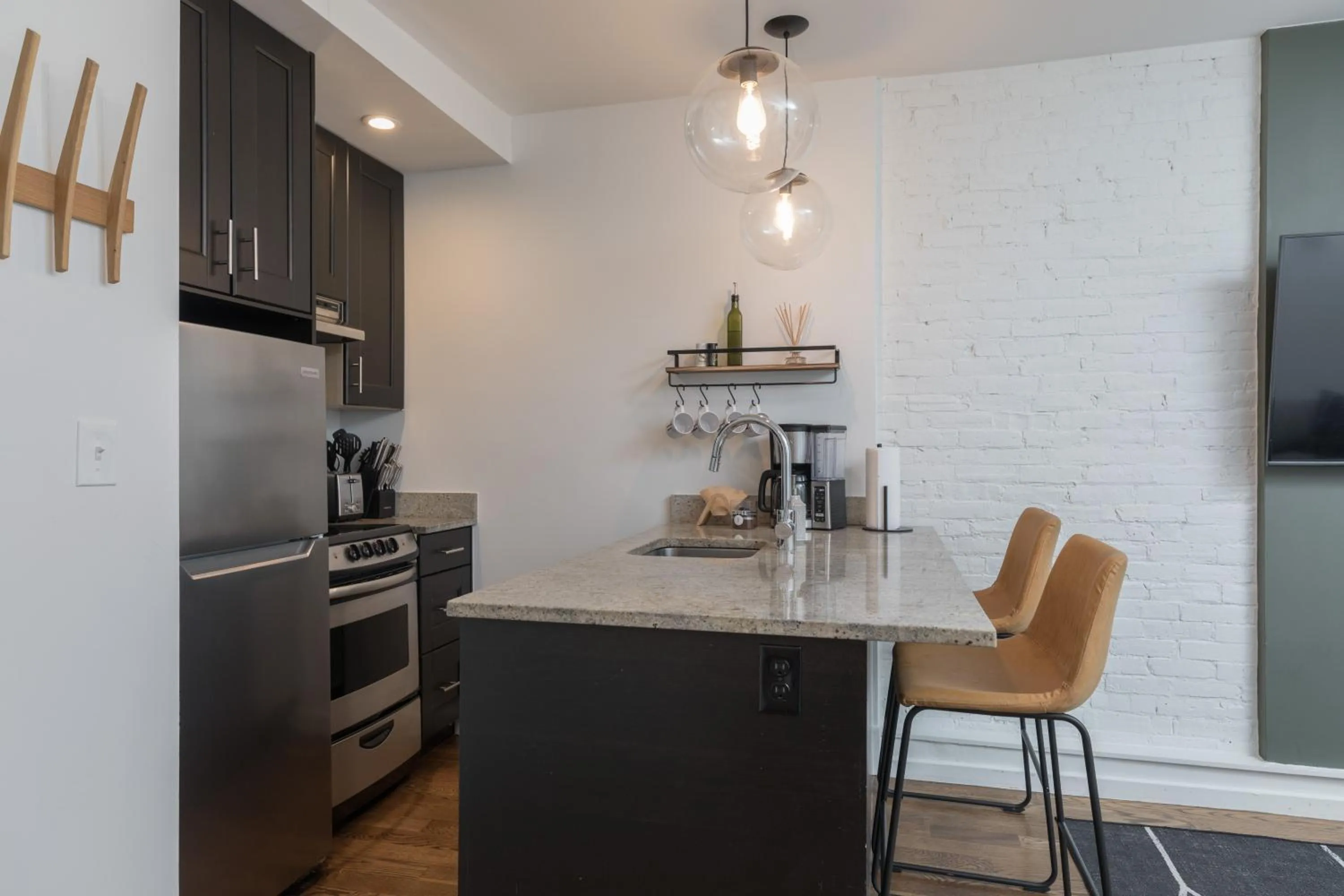 304 Newbury Street by Thatch