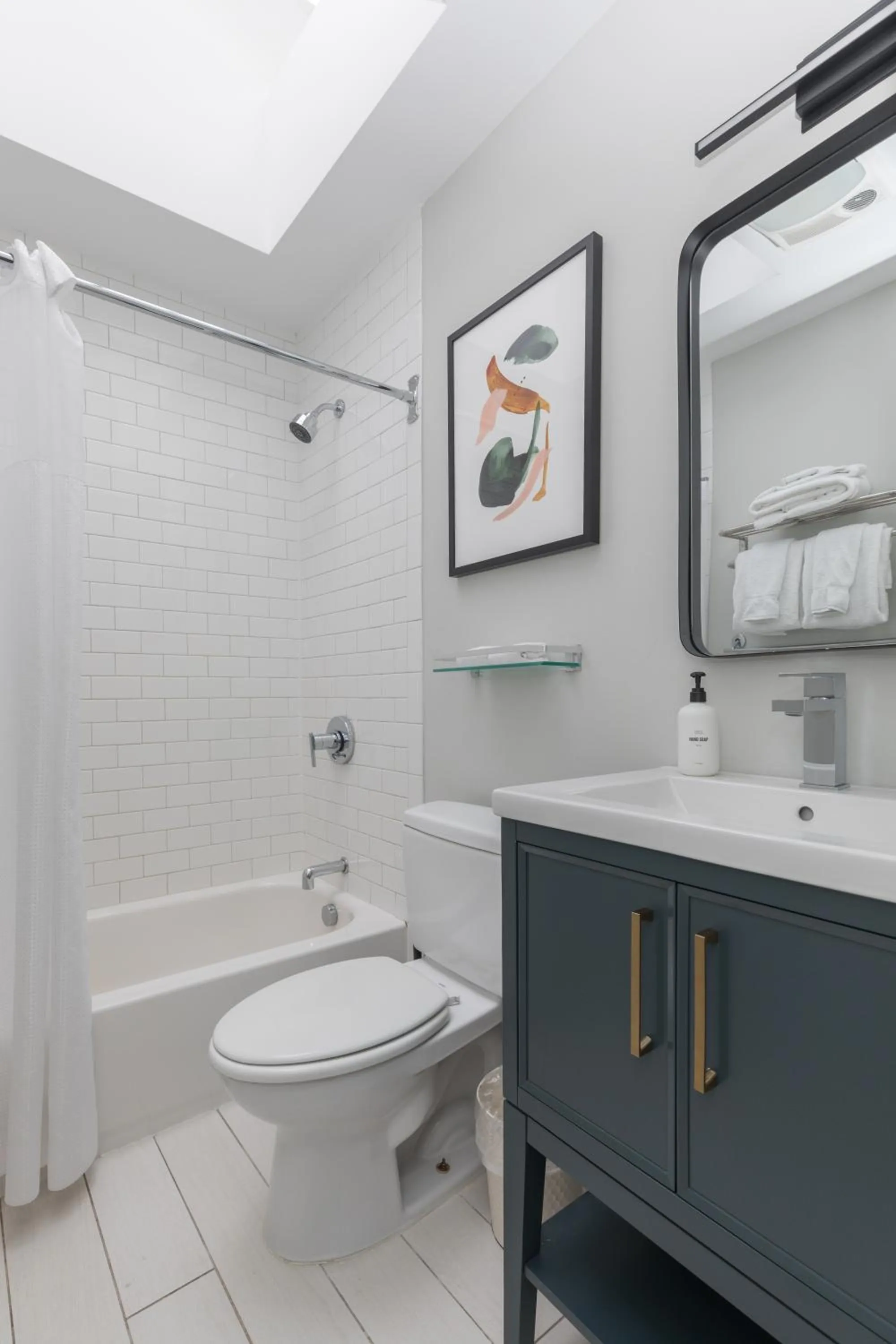 304 Newbury Street by Thatch