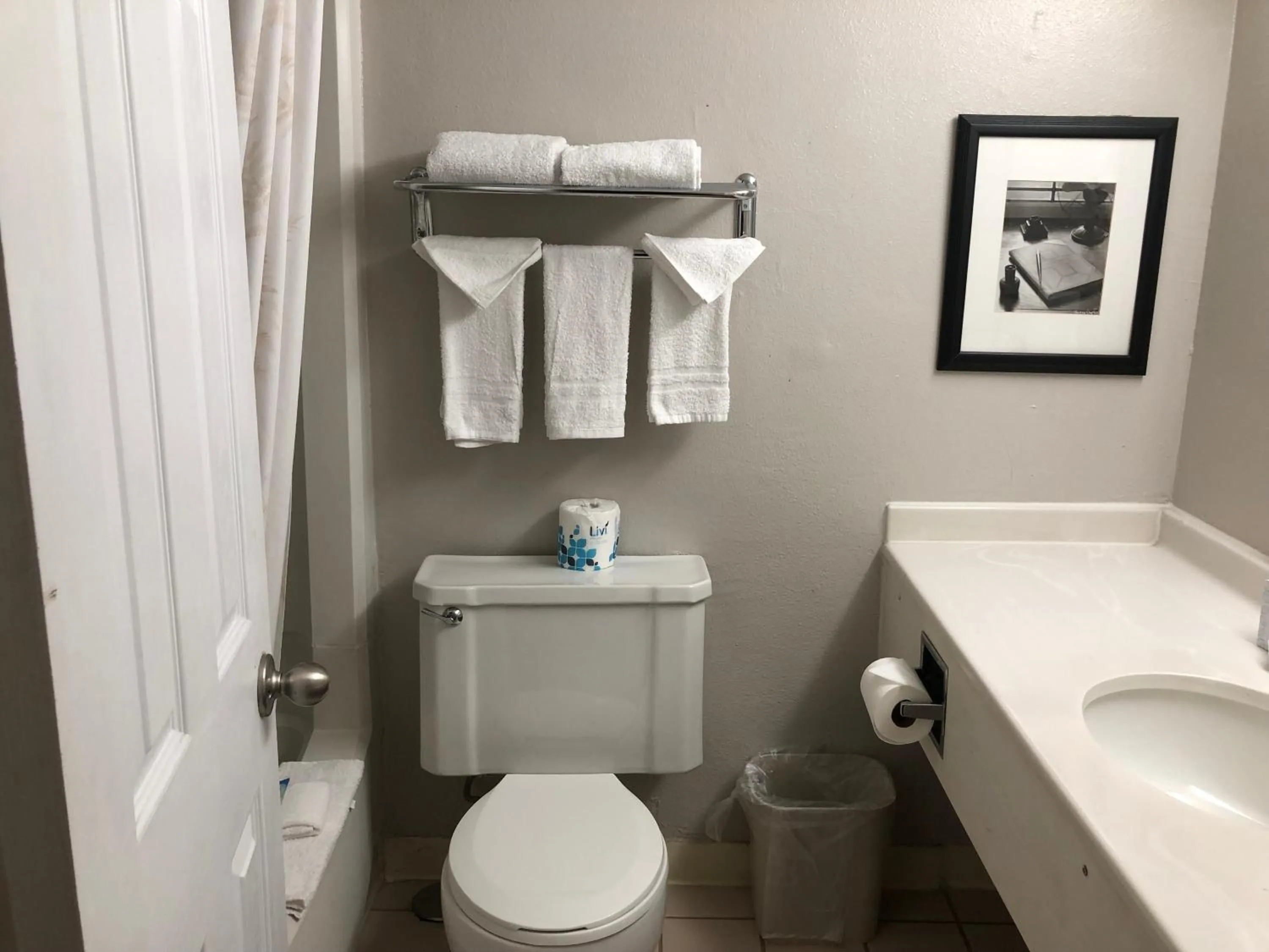 Bathroom in Inn at the Highland Denver Downtown