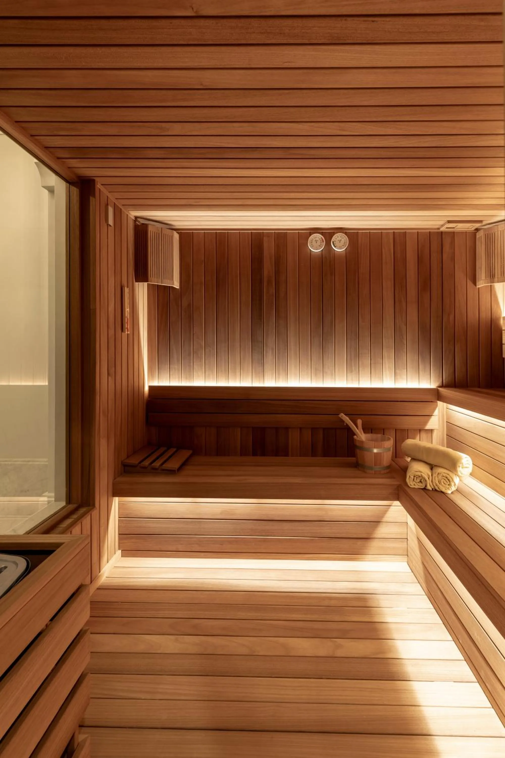 Sauna in Wish More Hotel Şişli