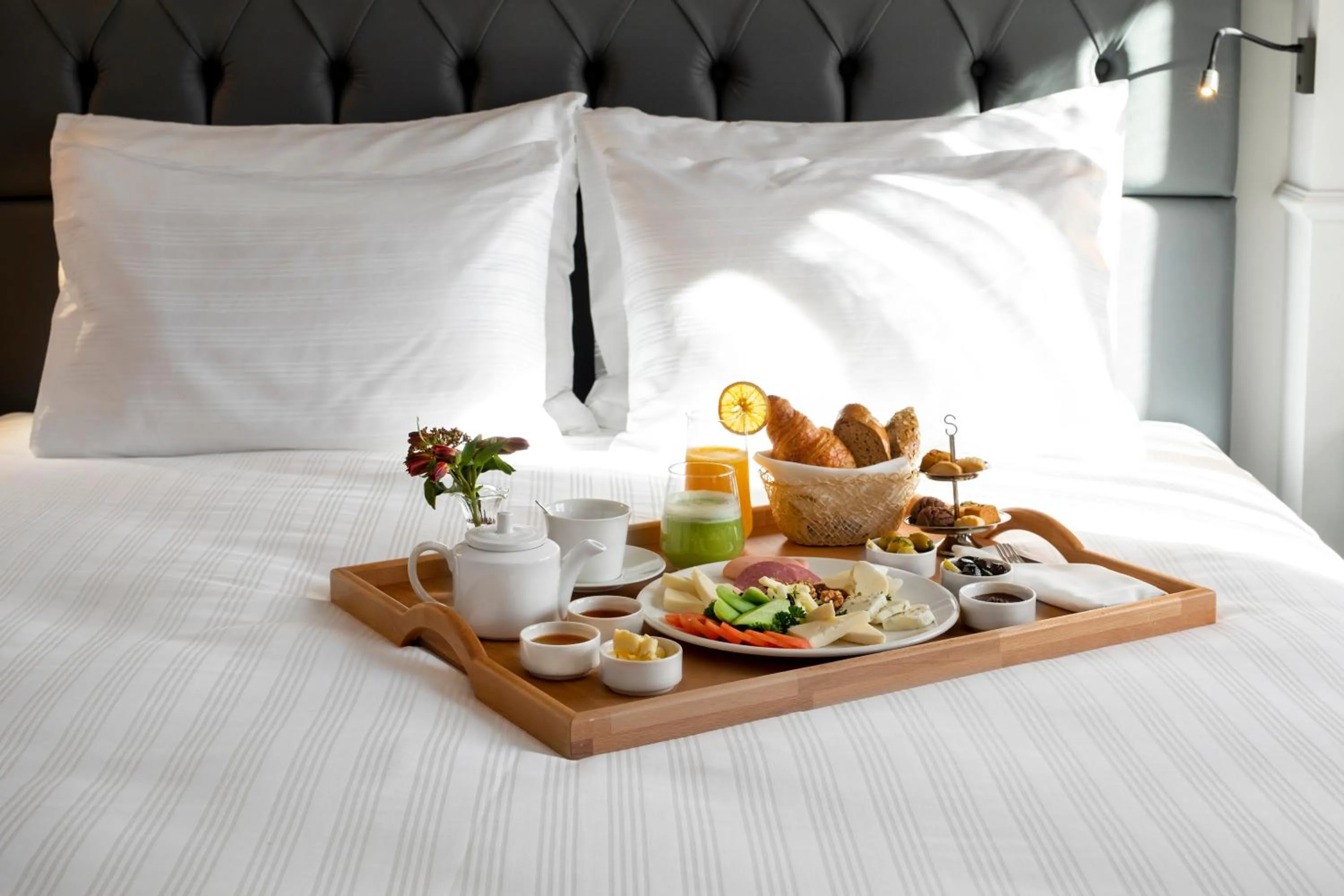 Bed in Wish More Hotel Şişli