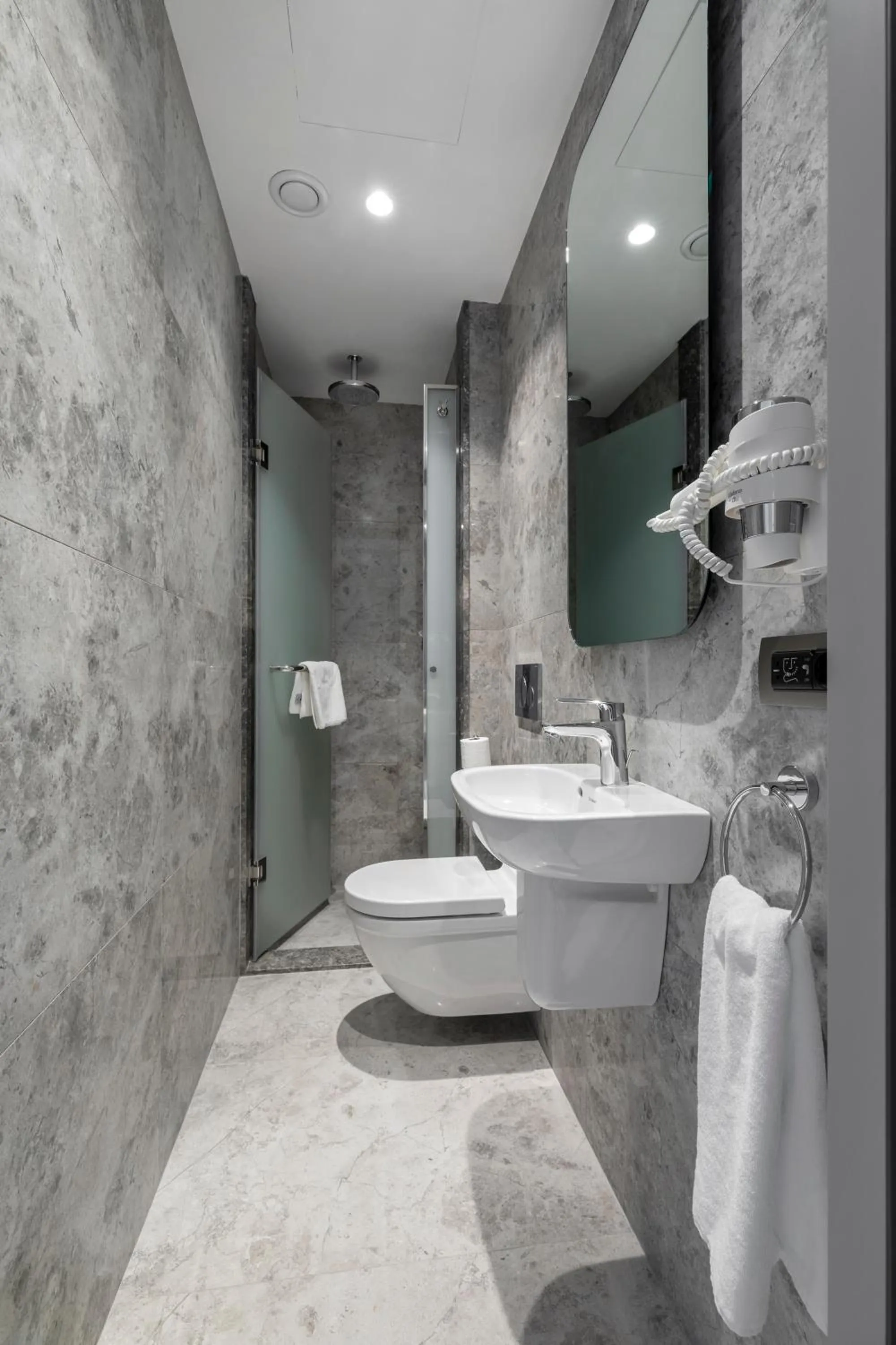 Shower in Wish More Hotel Şişli