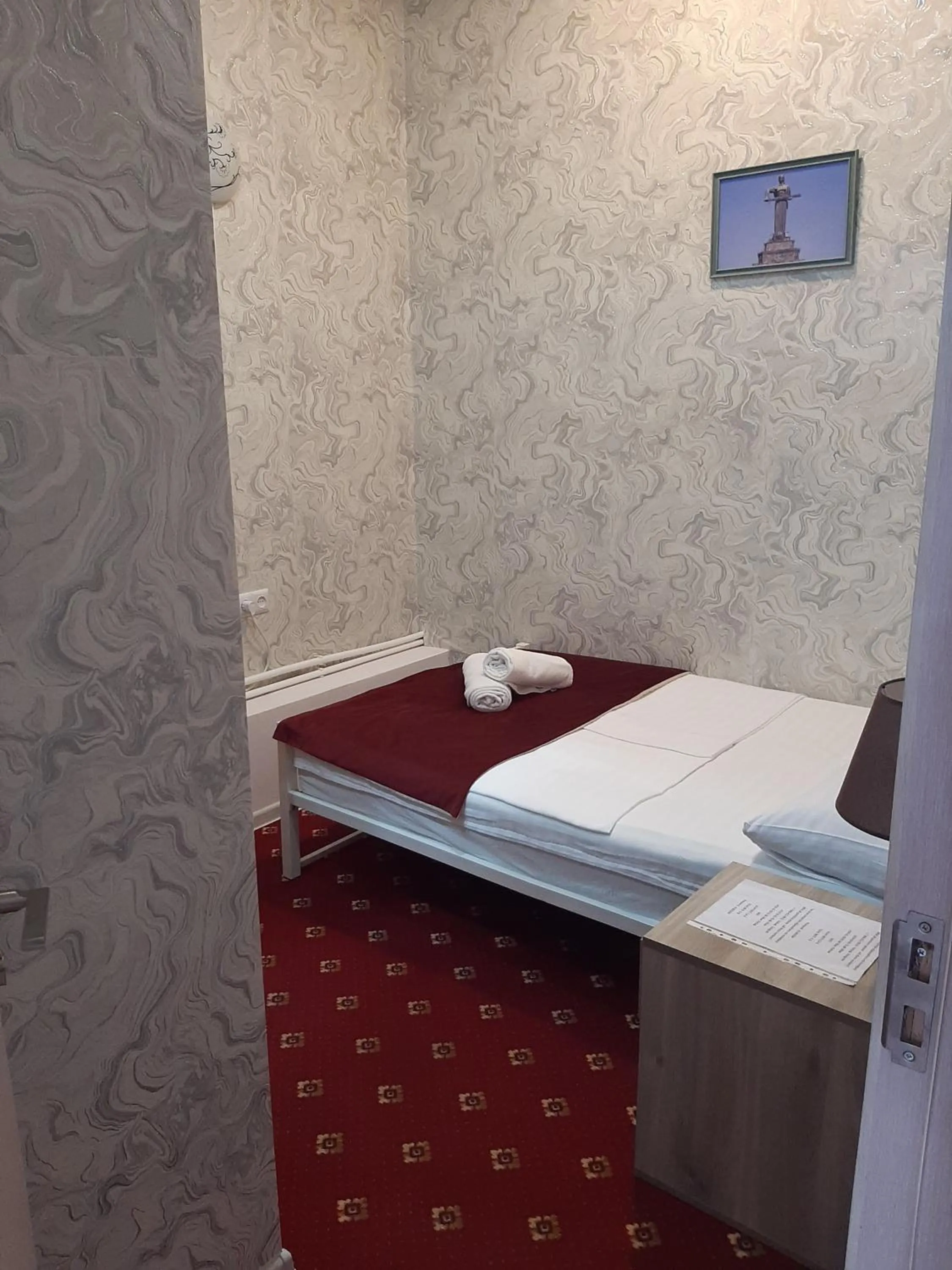 Bed in Hotel Erebuni Plaza