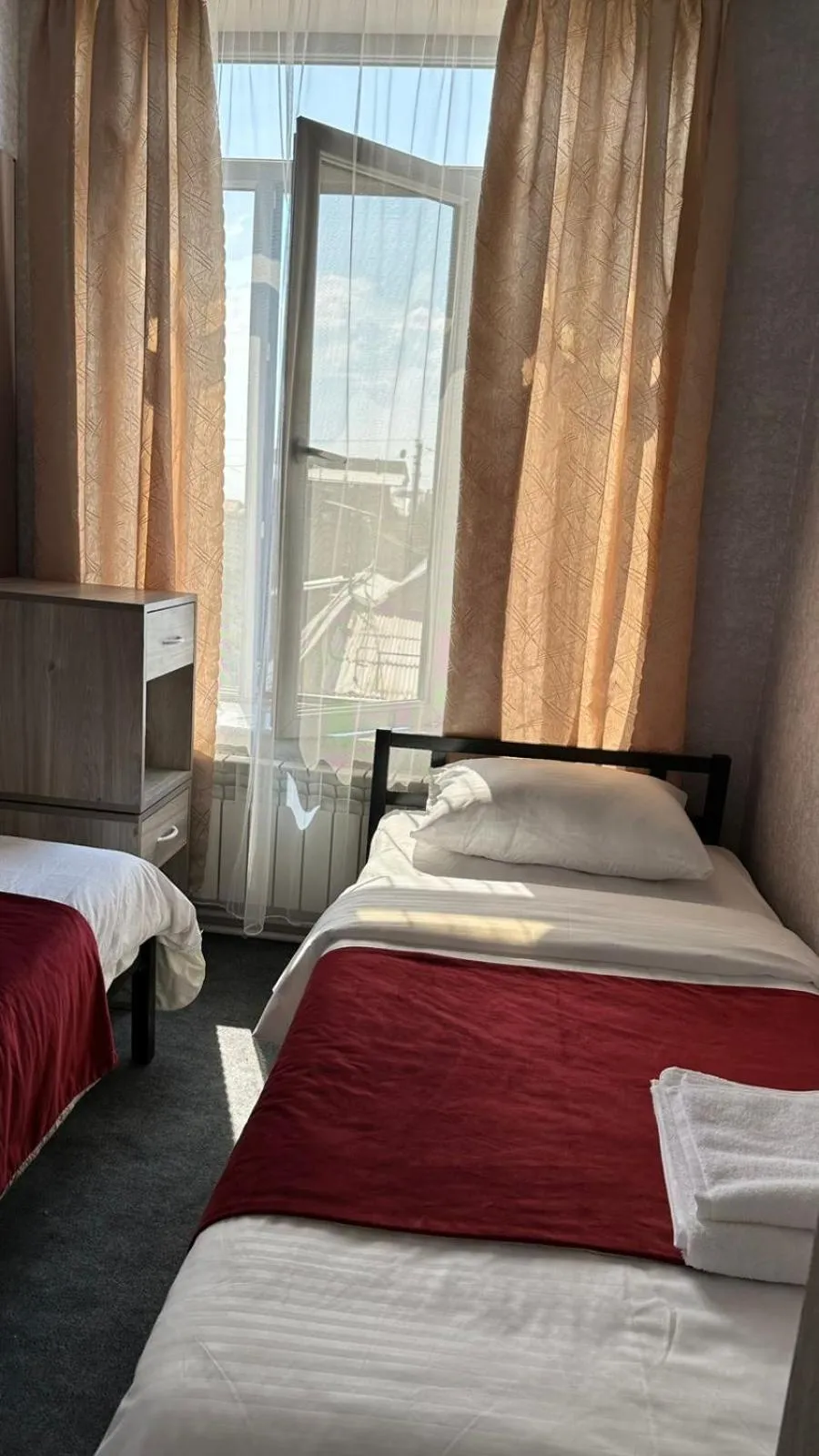 Bed in Hotel Erebuni Plaza