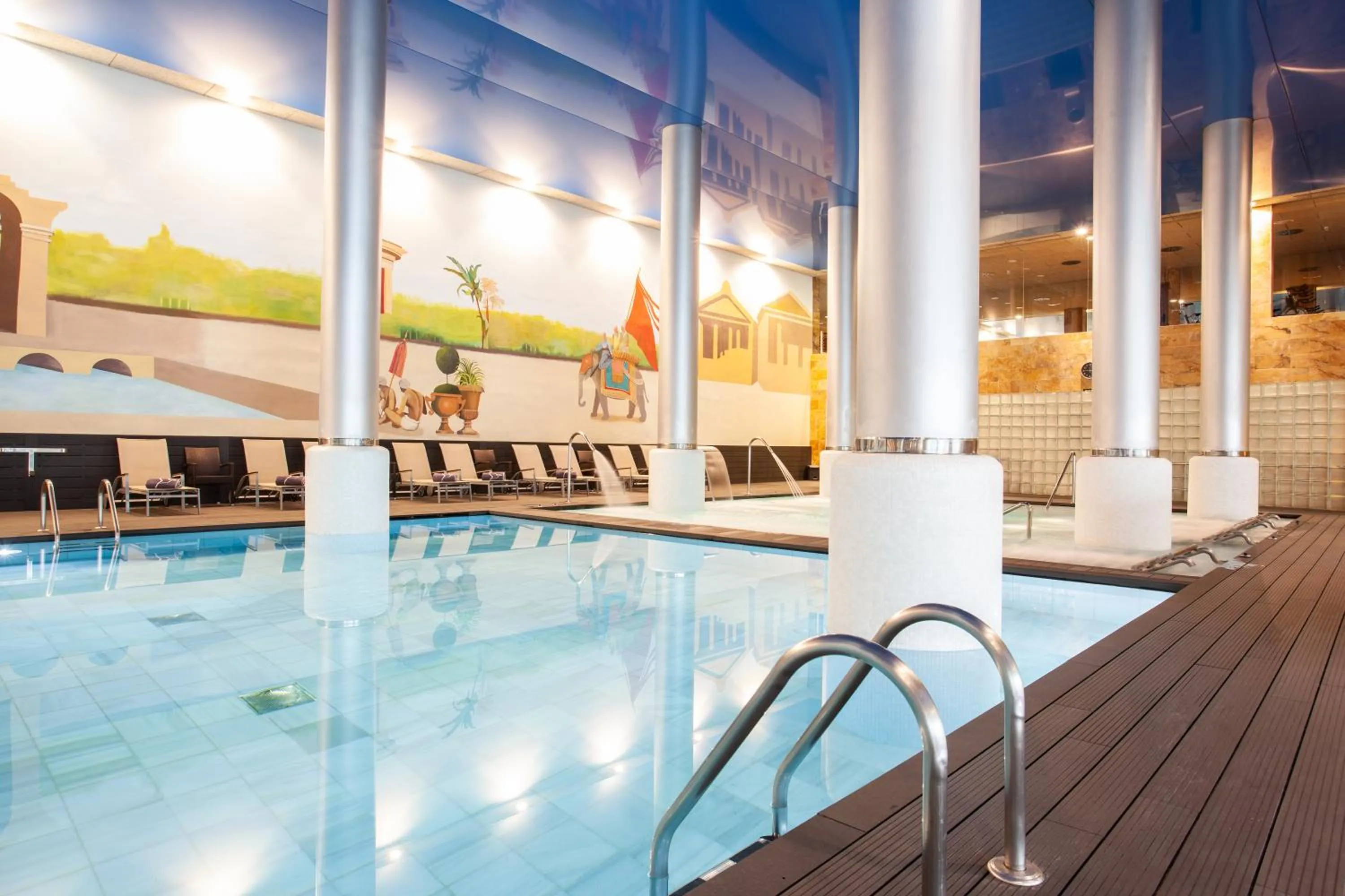 Hot Spring Bath in Grupotel Playa de Palma Suites & Spa