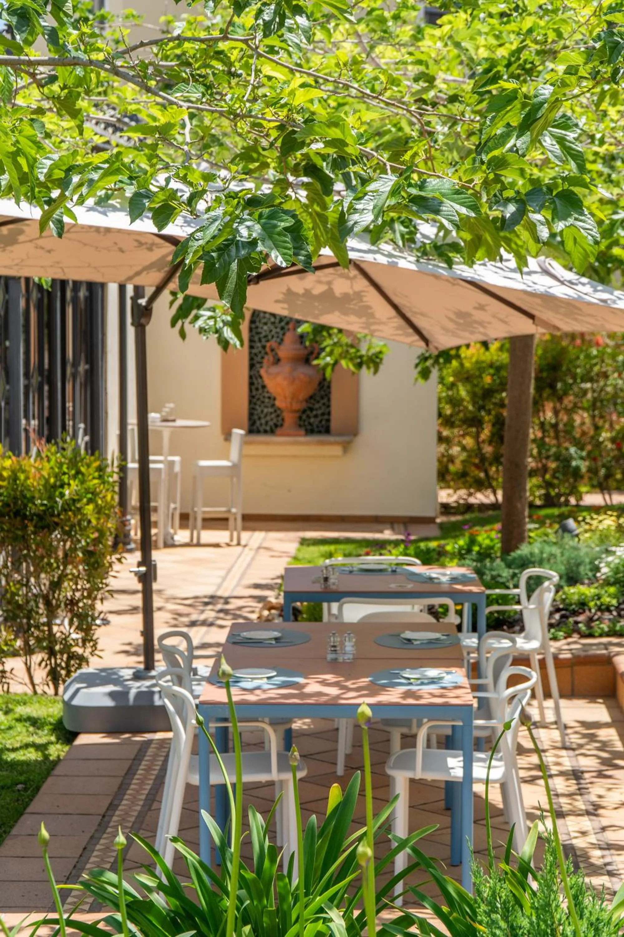 Restaurant/places to eat in GPRO Valparaiso Palace & Spa