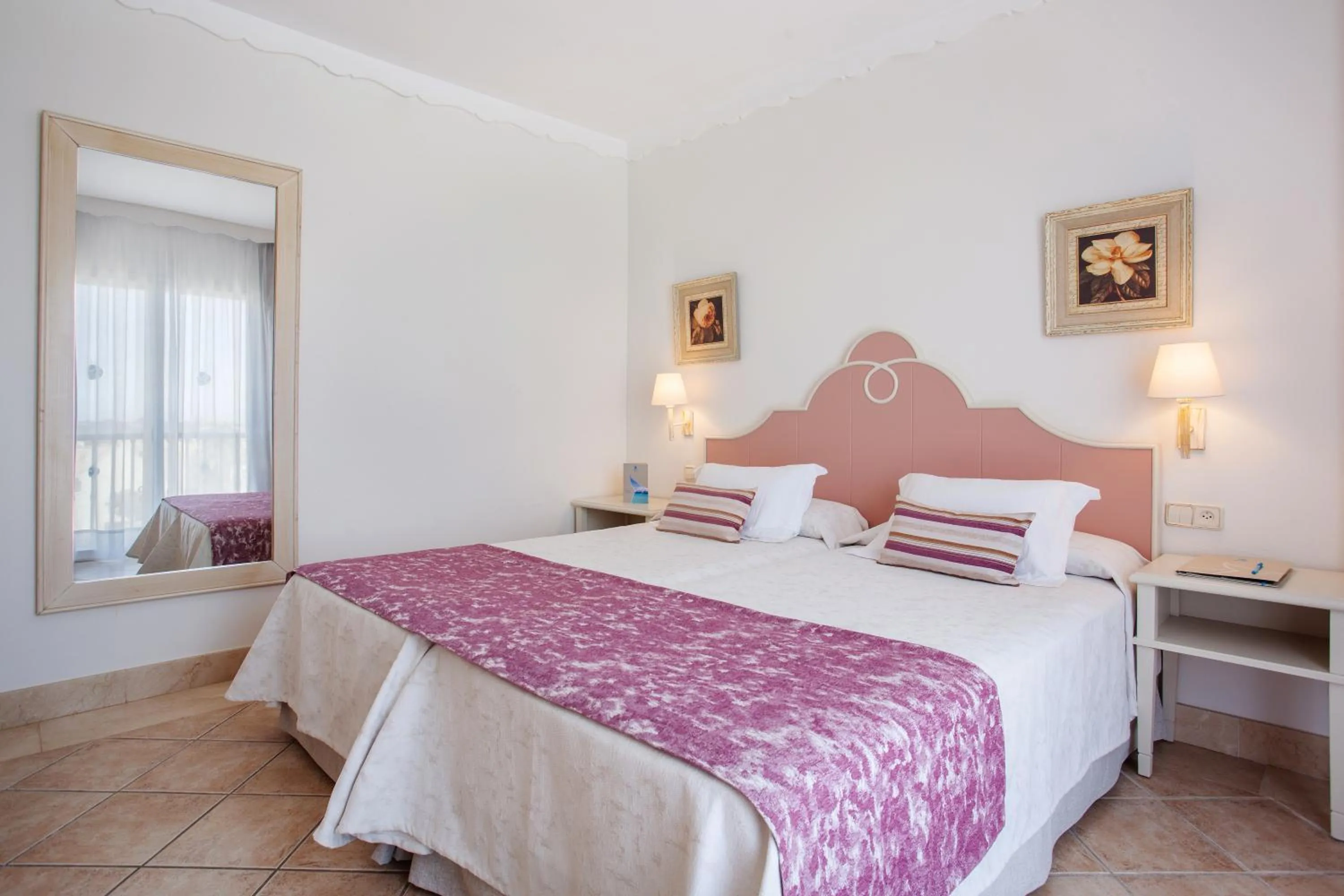 Bedroom, Bed in Grupotel Macarella Suites & Spa