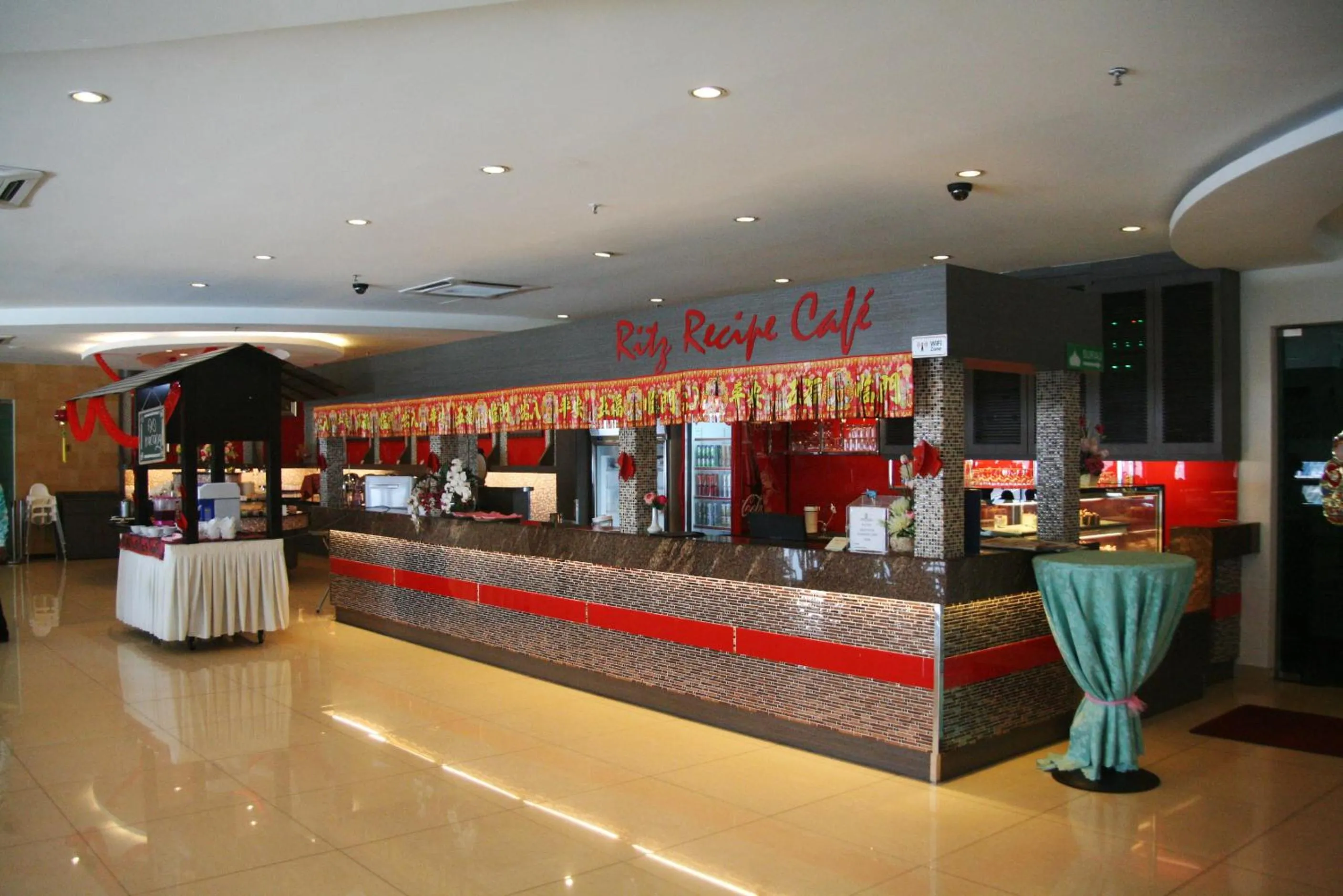 Restaurant/places to eat in Ritz Garden Hotel Manjung