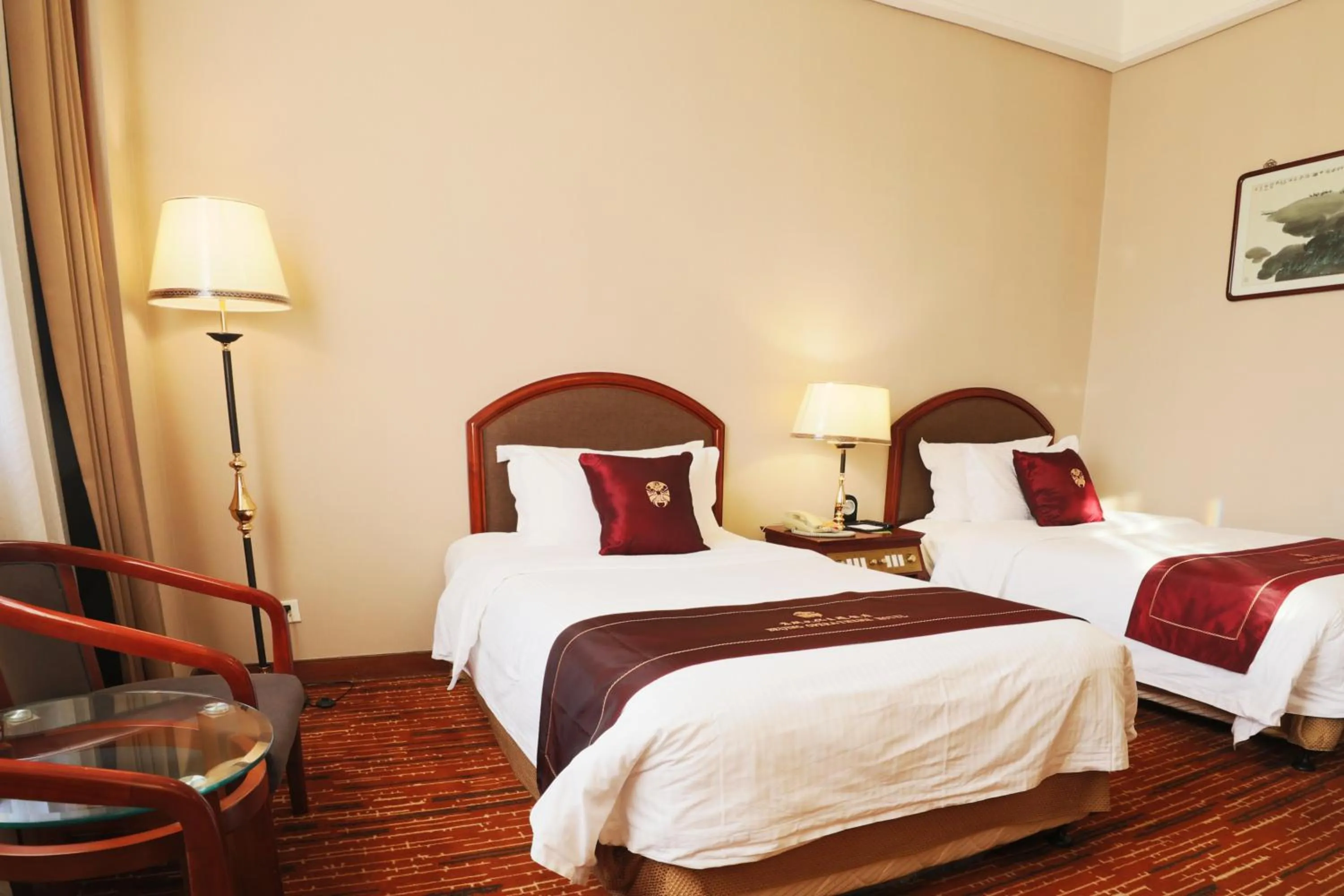 Bed in Jianguo Qianmen Beijing