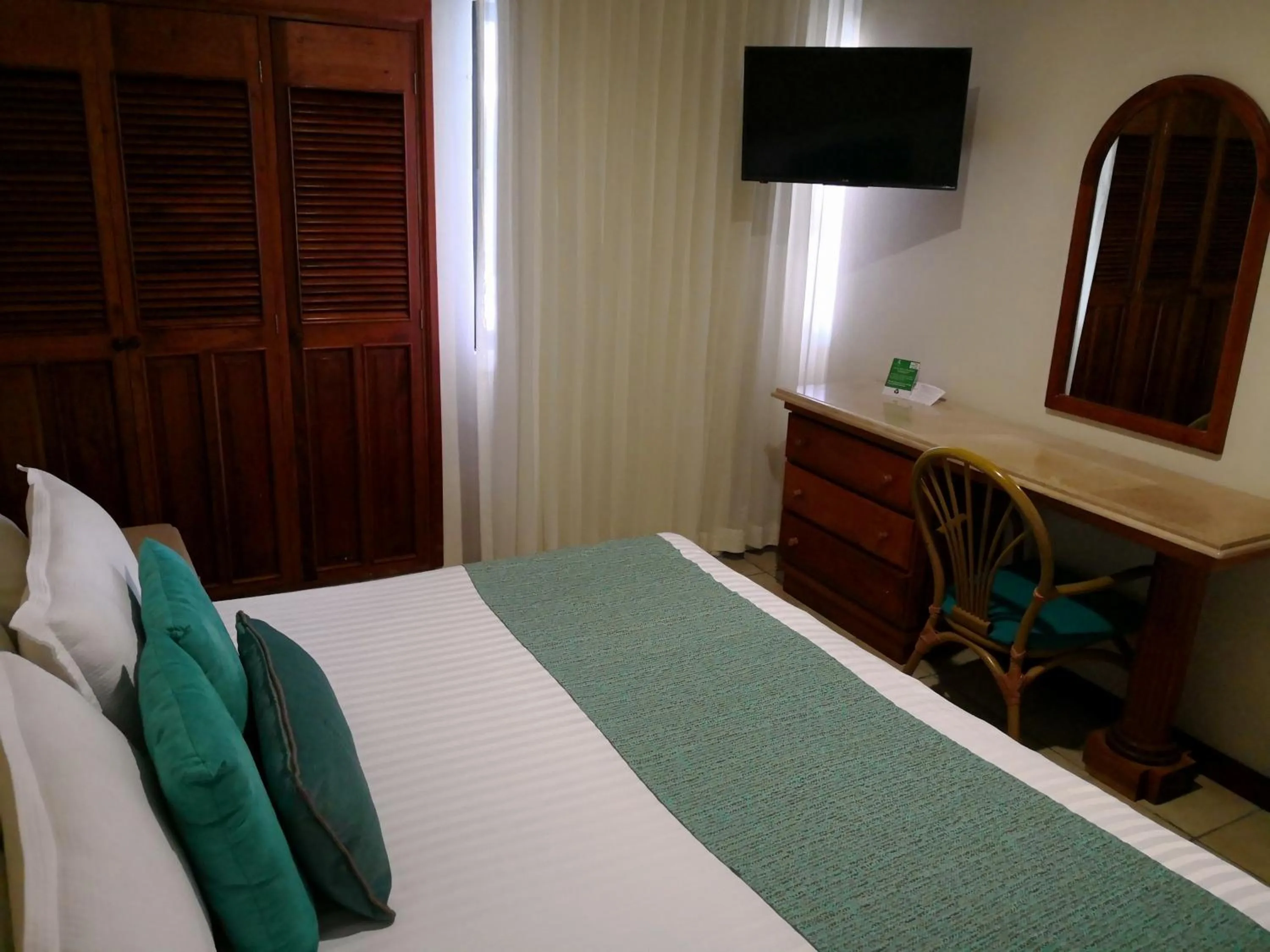 TV and multimedia, Bed in Hotel Playa Marina