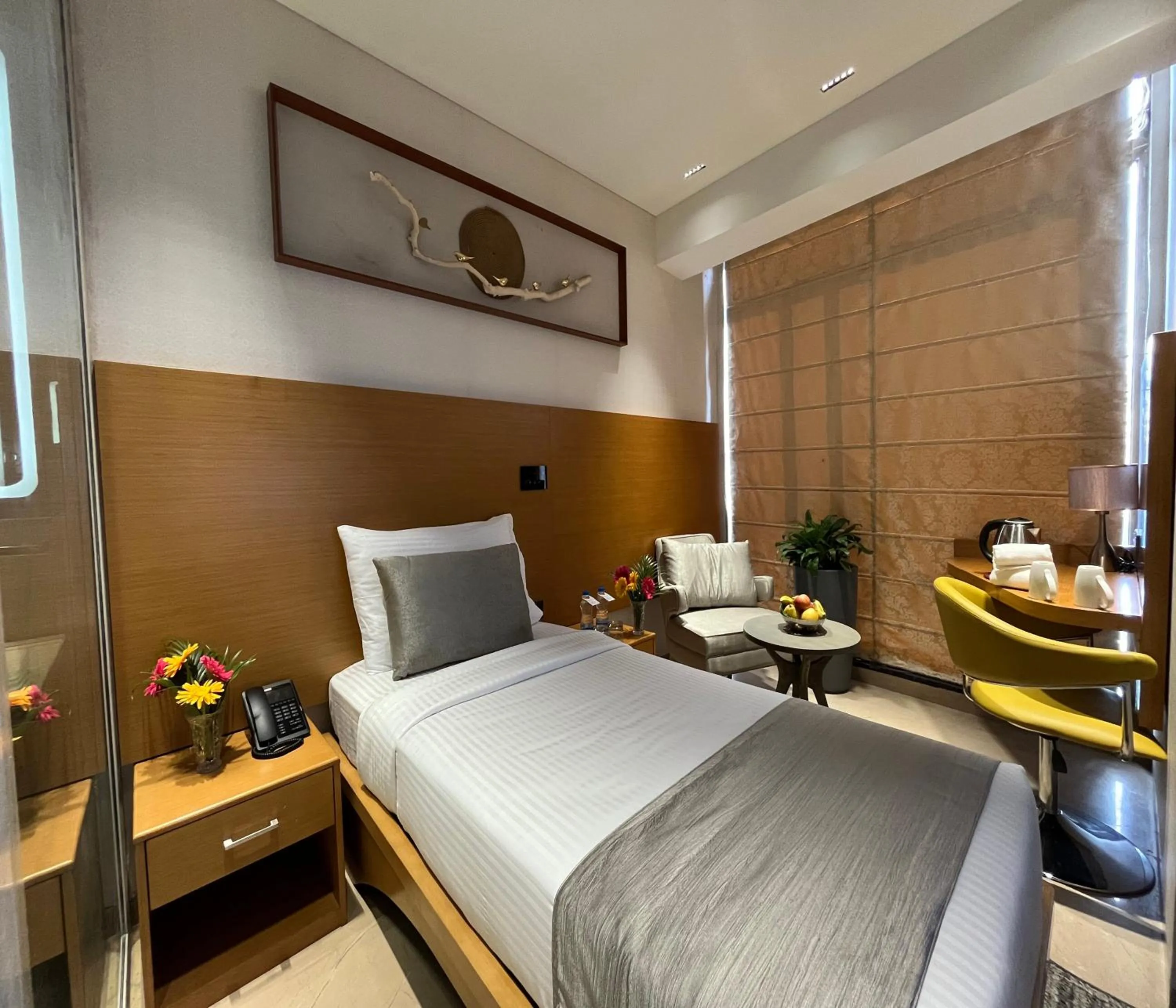 Bed in Morvee Hotels Alipore Kolkata