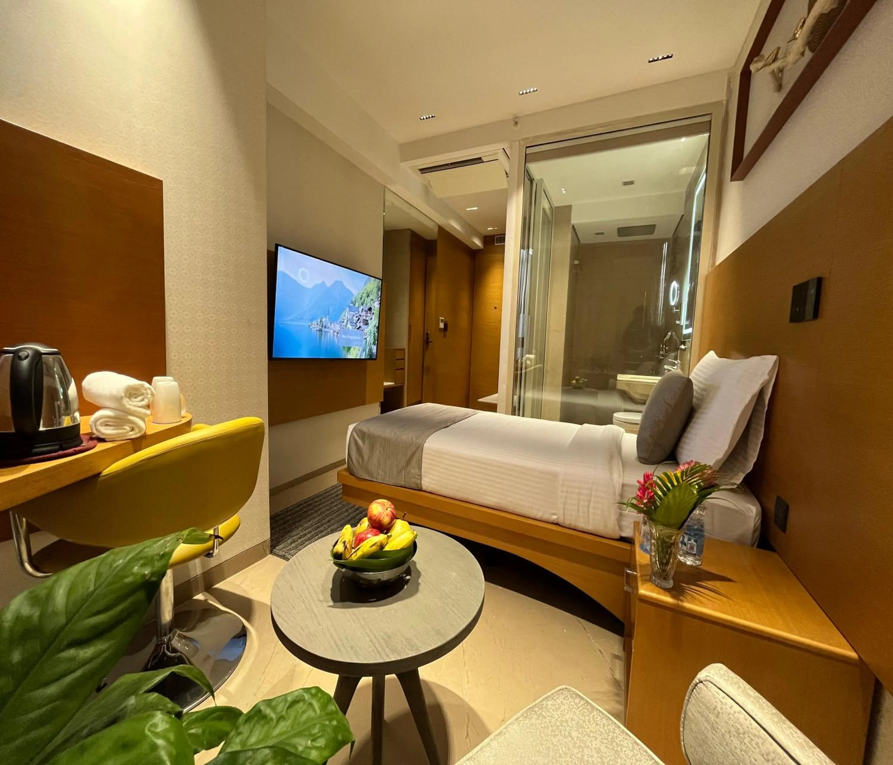 Bed in Morvee Hotels Alipore Kolkata