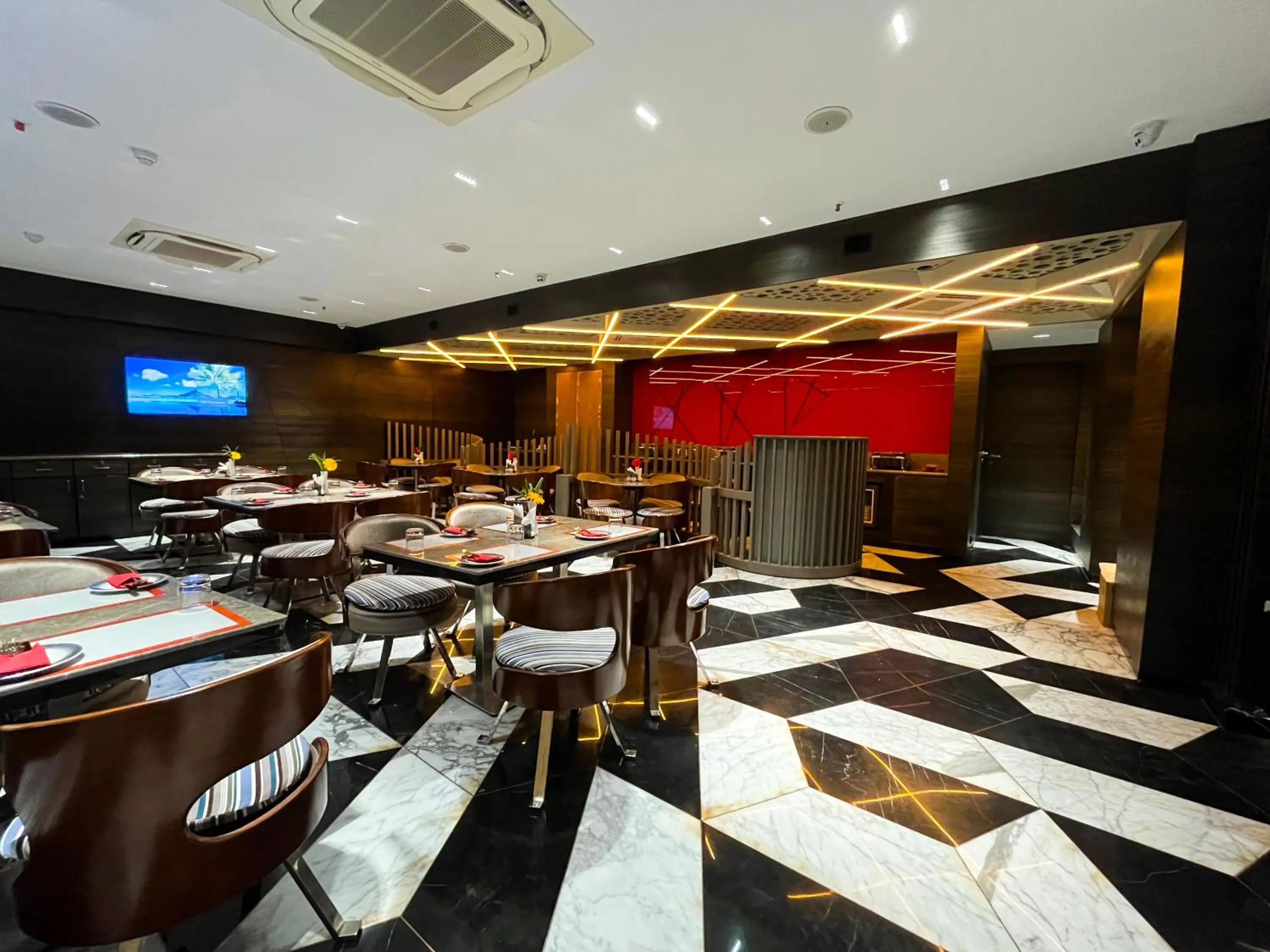 Breakfast in Morvee Hotels Alipore Kolkata