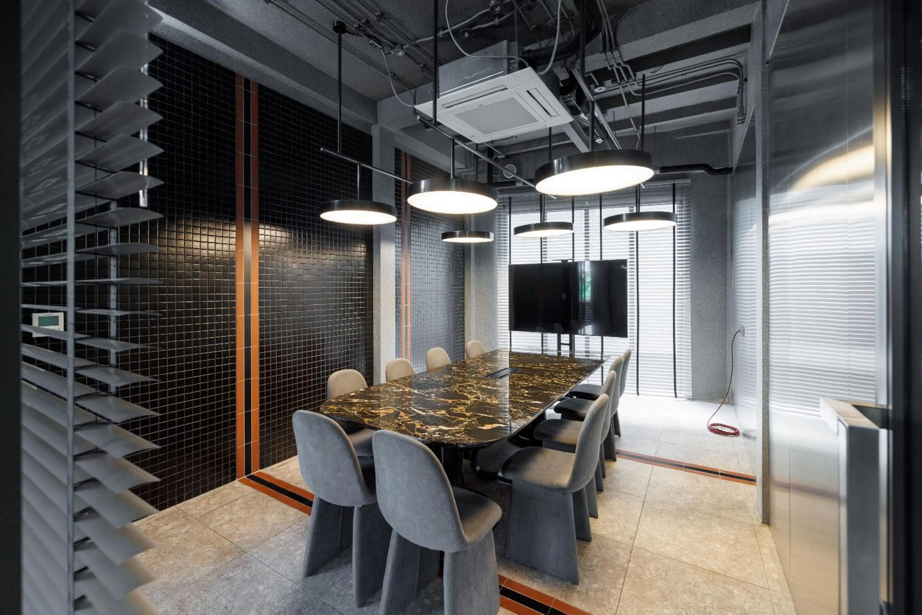 Property building in YANH Ratchawat Hotel