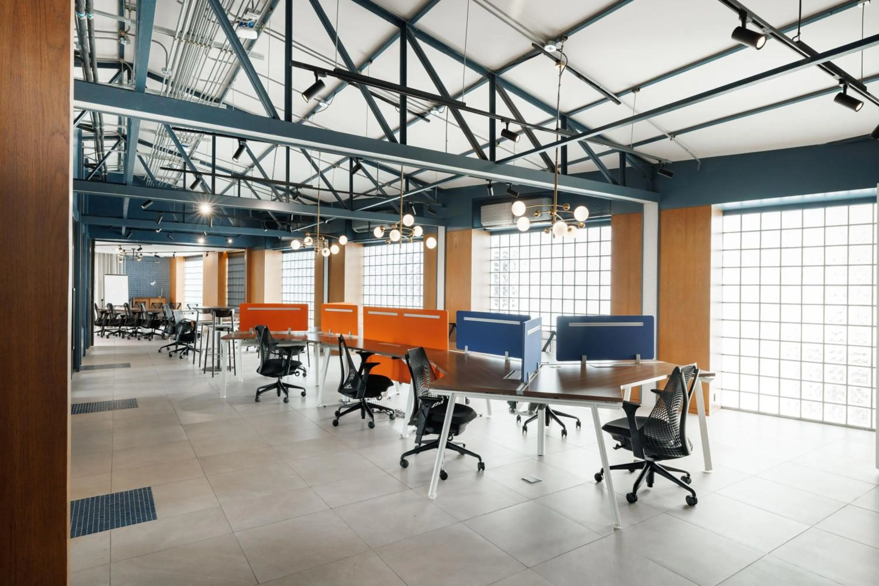 Property building in YANH Ratchawat Hotel