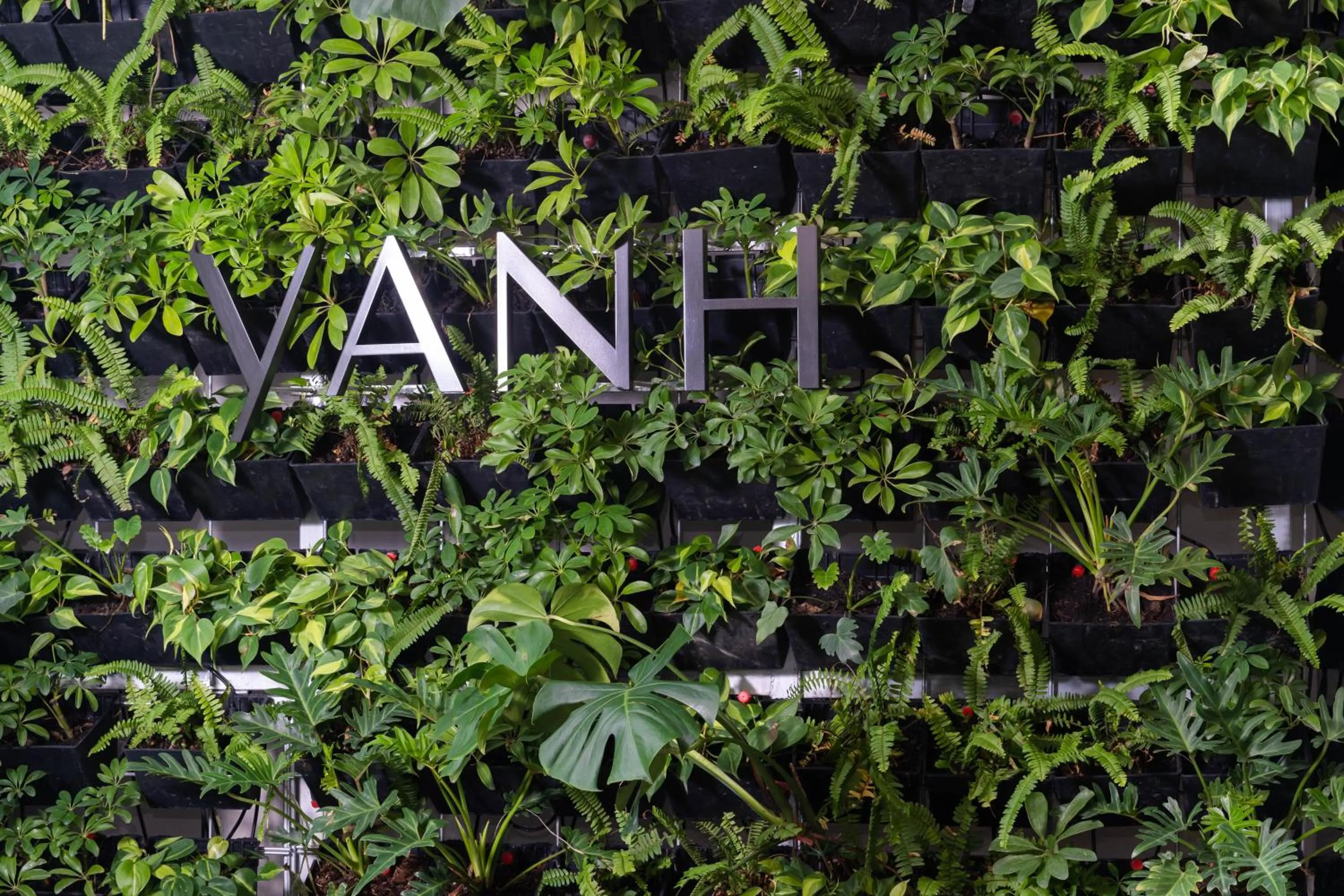 Logo/Certificate/Sign in YANH Ratchawat Hotel