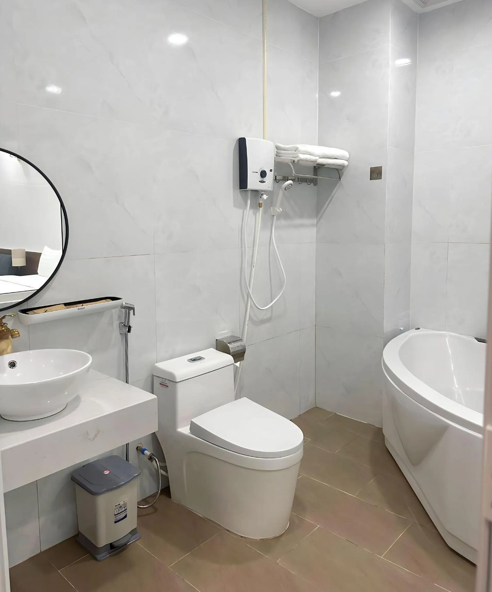 Bathroom in Le Phan Hotel