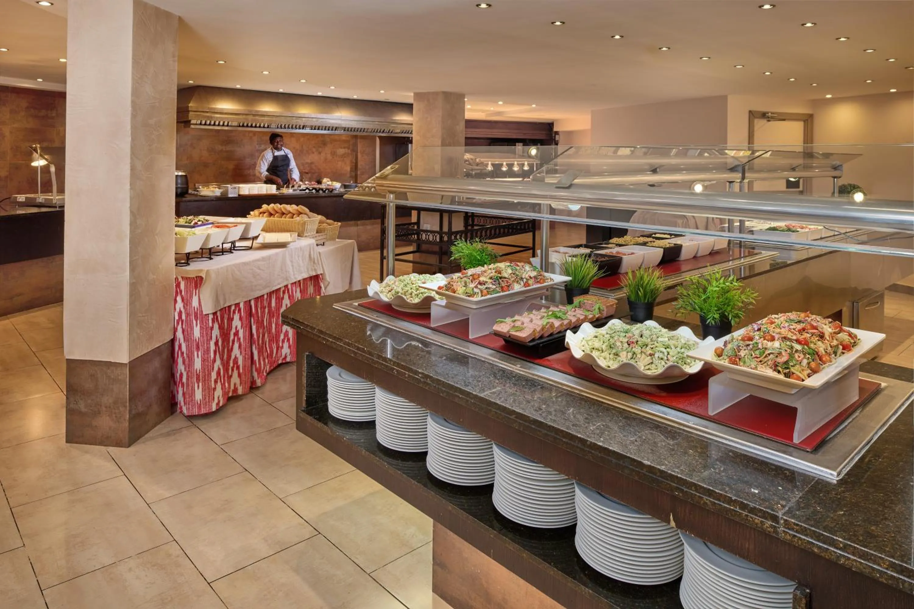 Restaurant/places to eat in Grupotel Orient