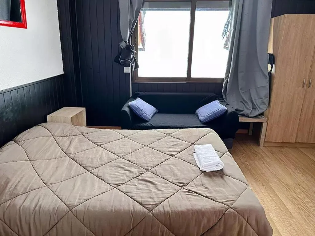 Bed in Apartamentos Solaris 3000