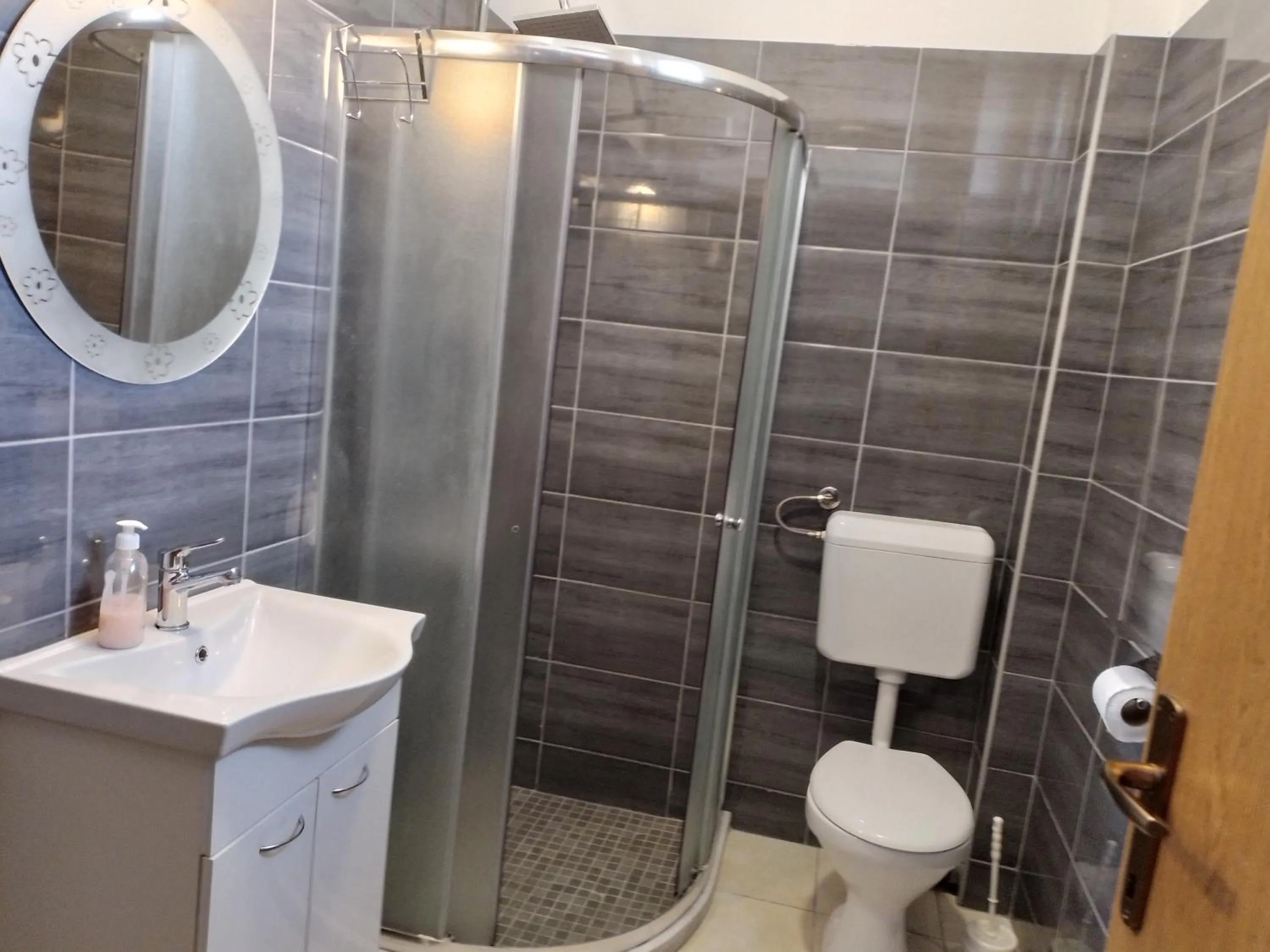 Toilet in Guesthouse Sanja - Apartments 212
