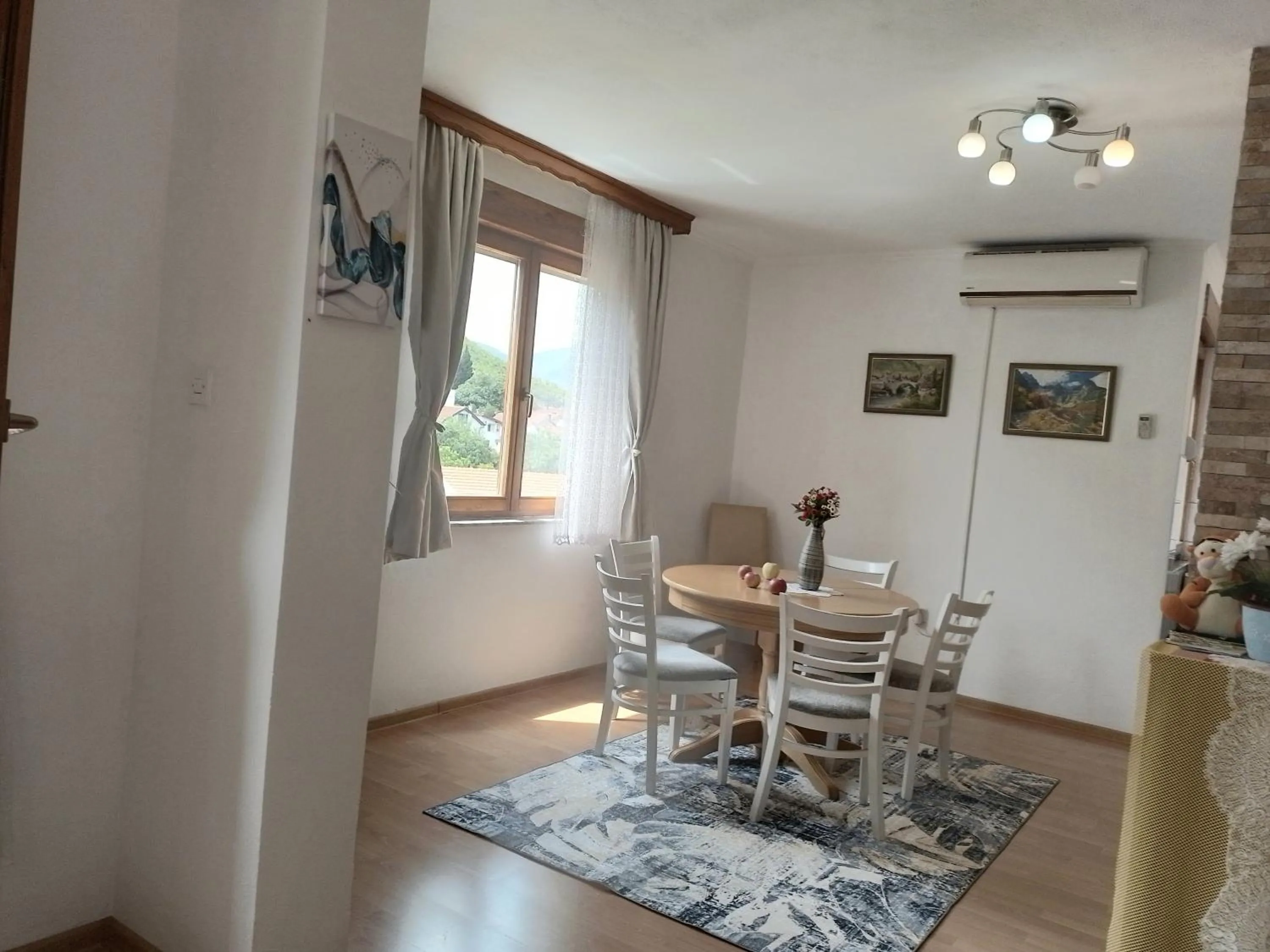 Dining area in Guesthouse Sanja - Apartments 212