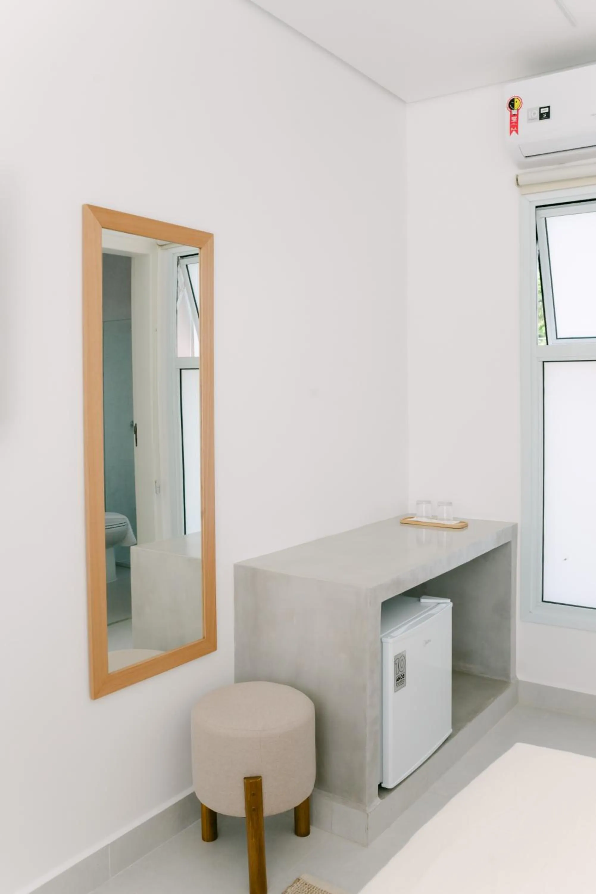 hair dresser in Olisa Hotel Boutique