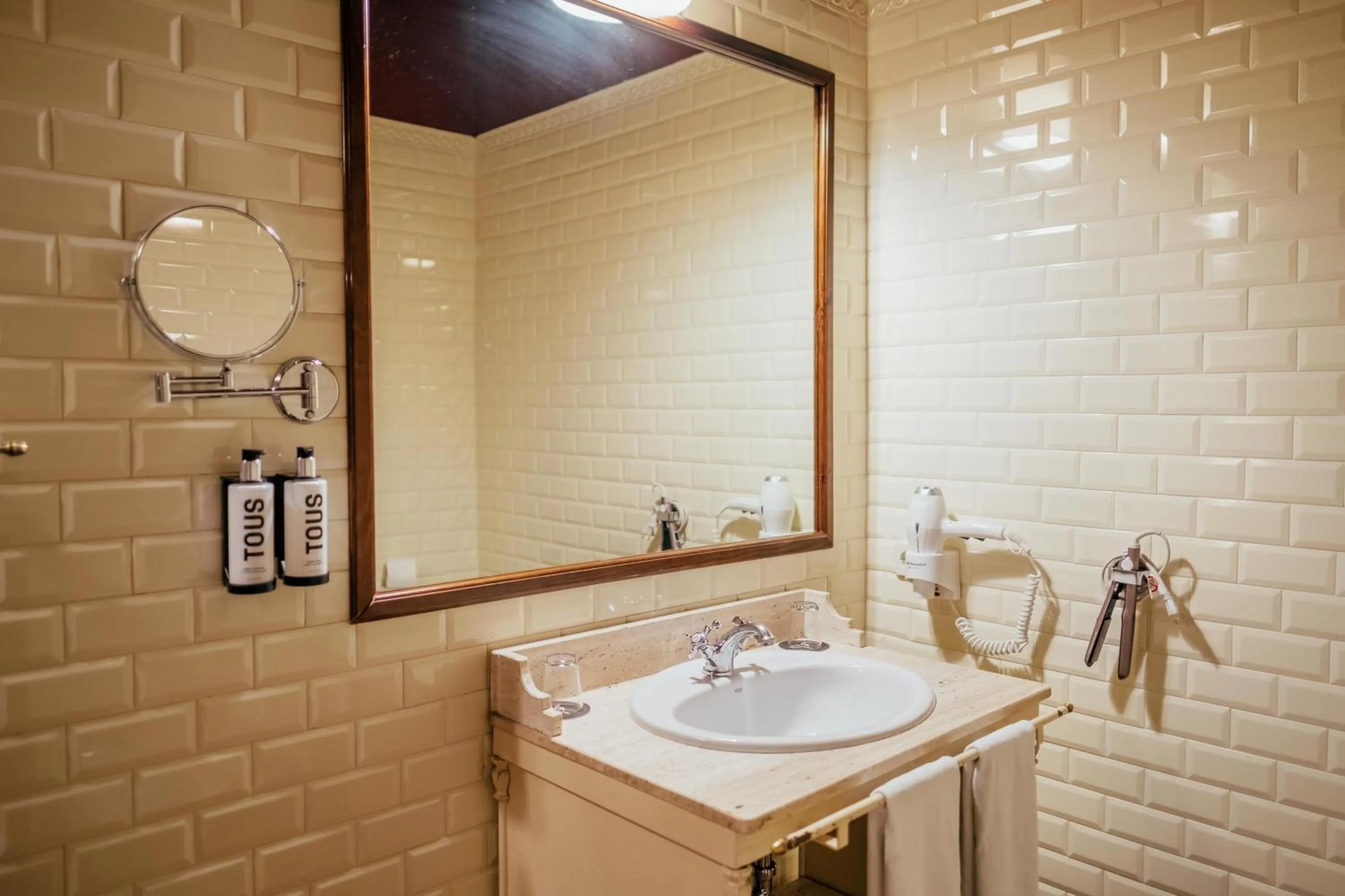 Bathroom in Hotel Cetina Palacio Ayala Berganza