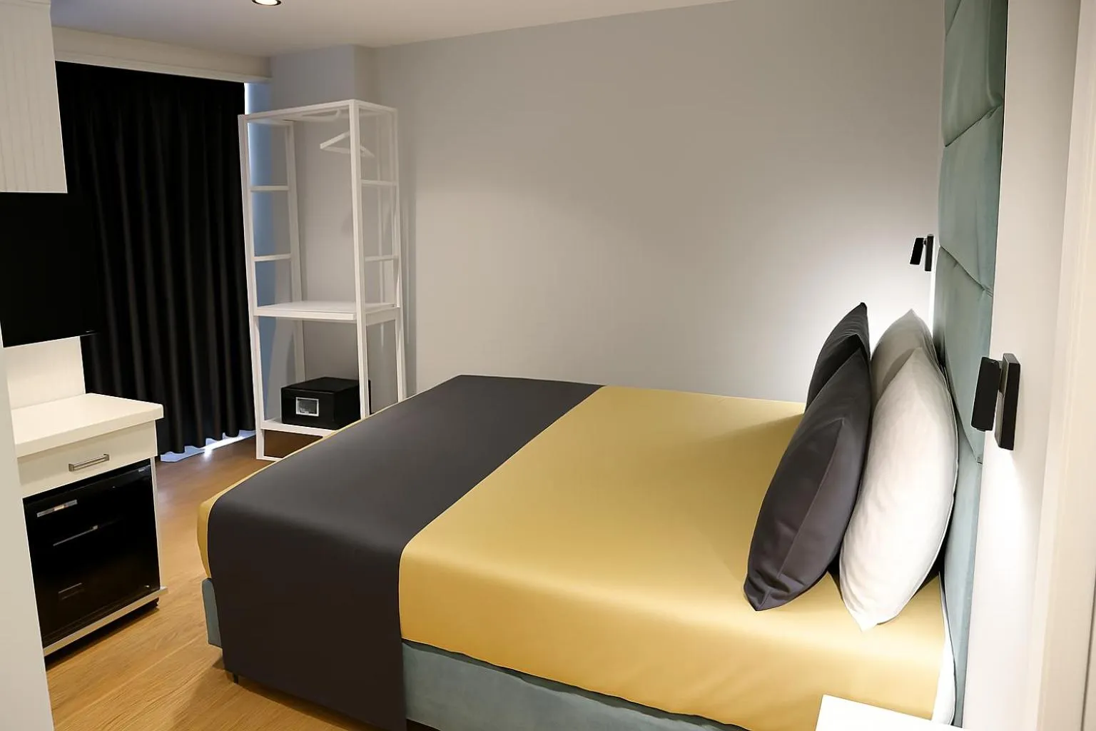 Bed in AXU AIRPORT HOTEL