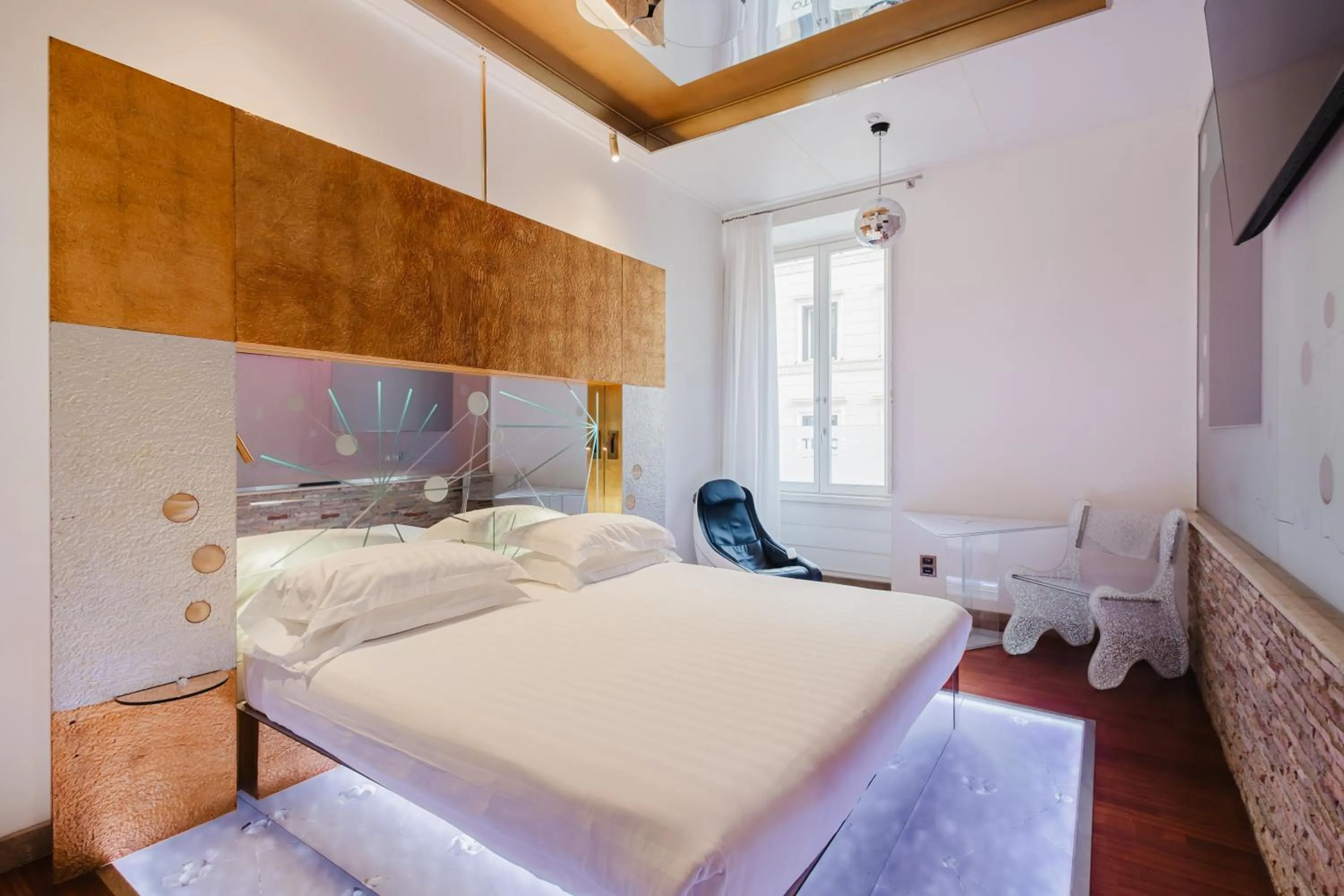 Bed in Hotel Trecento