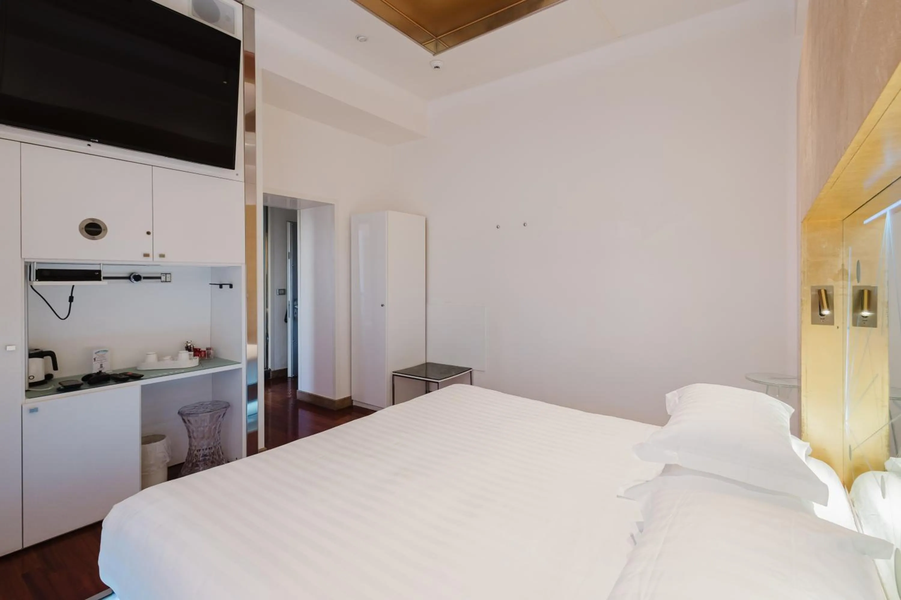 Photo of the whole room, Bed in Hotel Trecento