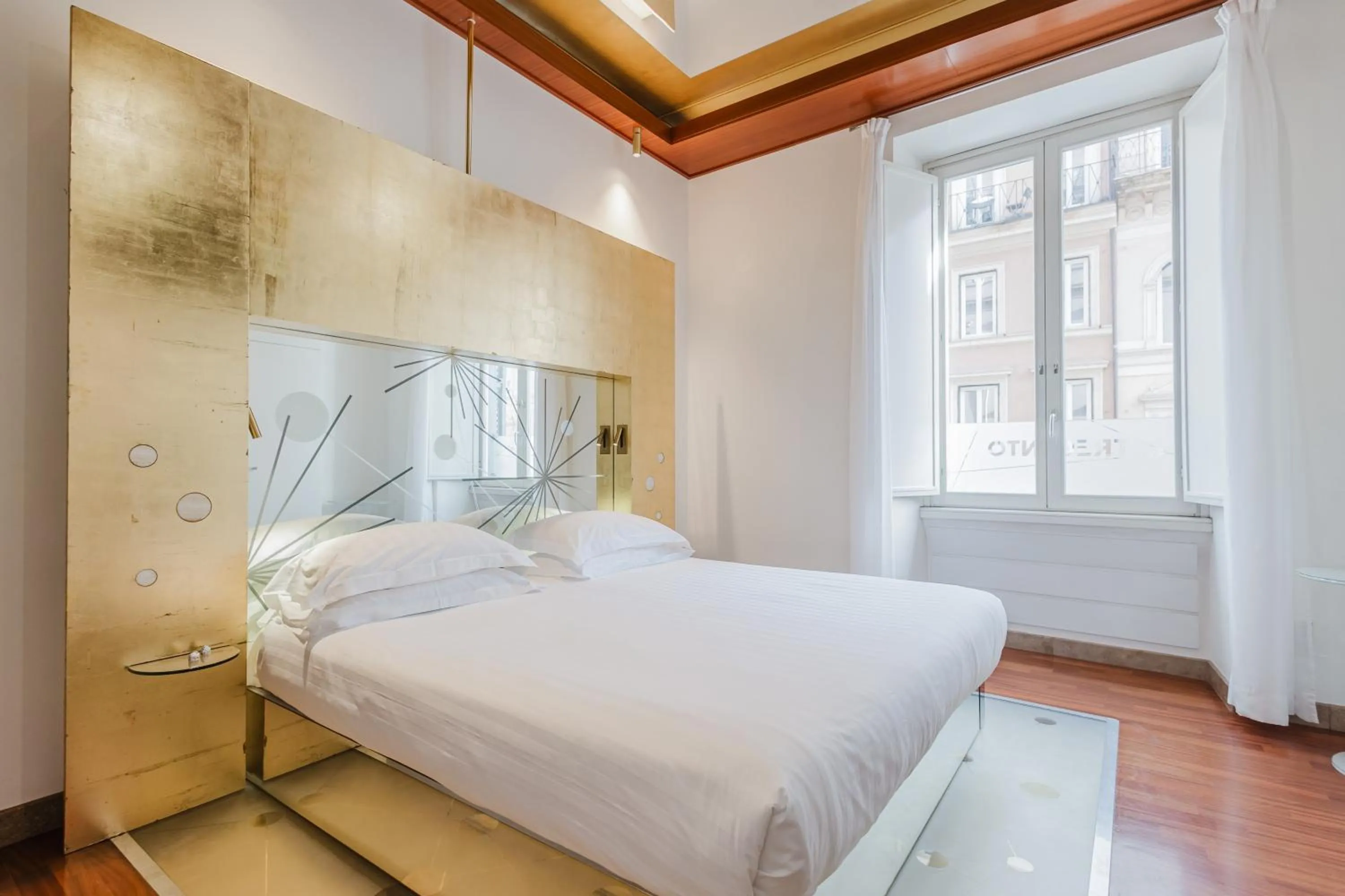 Bed in Hotel Trecento