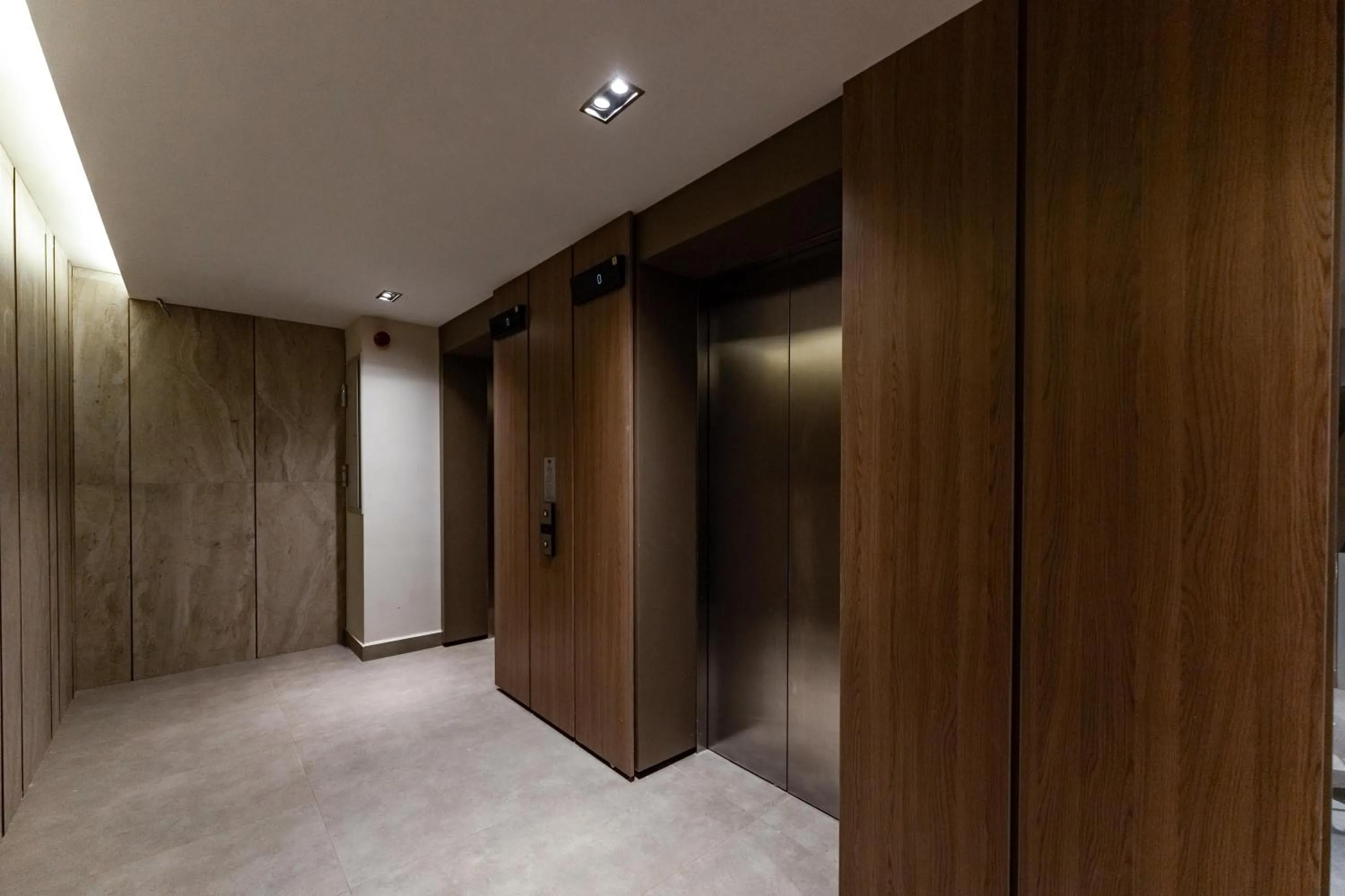 elevator in Casamax Suites