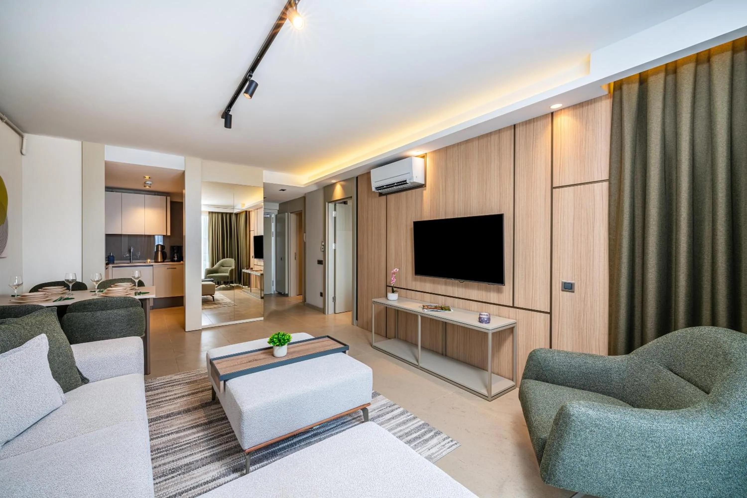 TV and multimedia, Bed in Casamax Suites