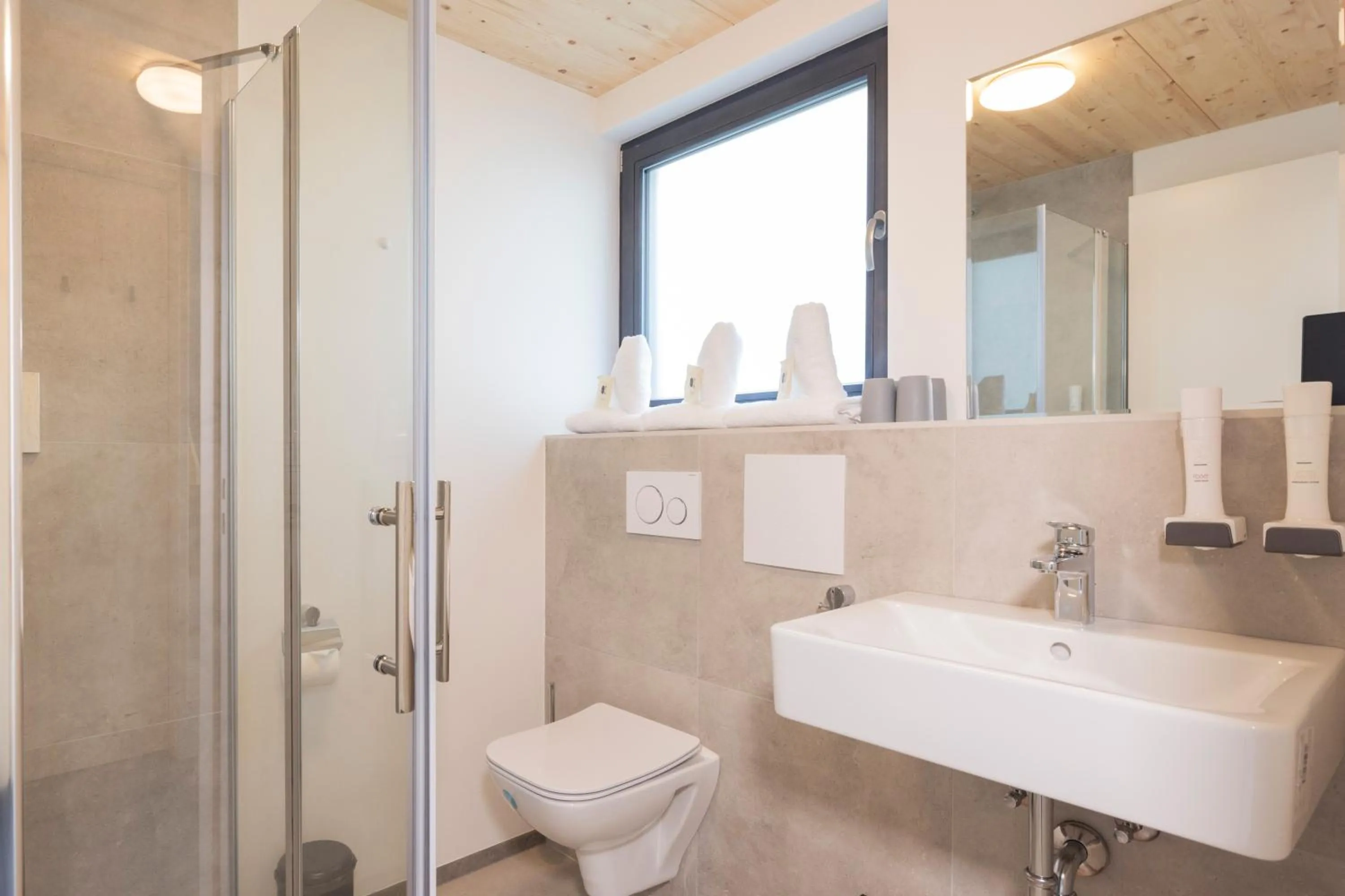 Bathroom in Reos Hotel Wangen