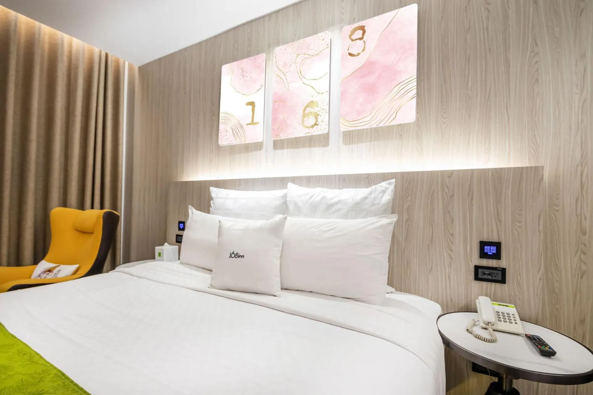 On site, Bed in 168 Motel-Taoyuan