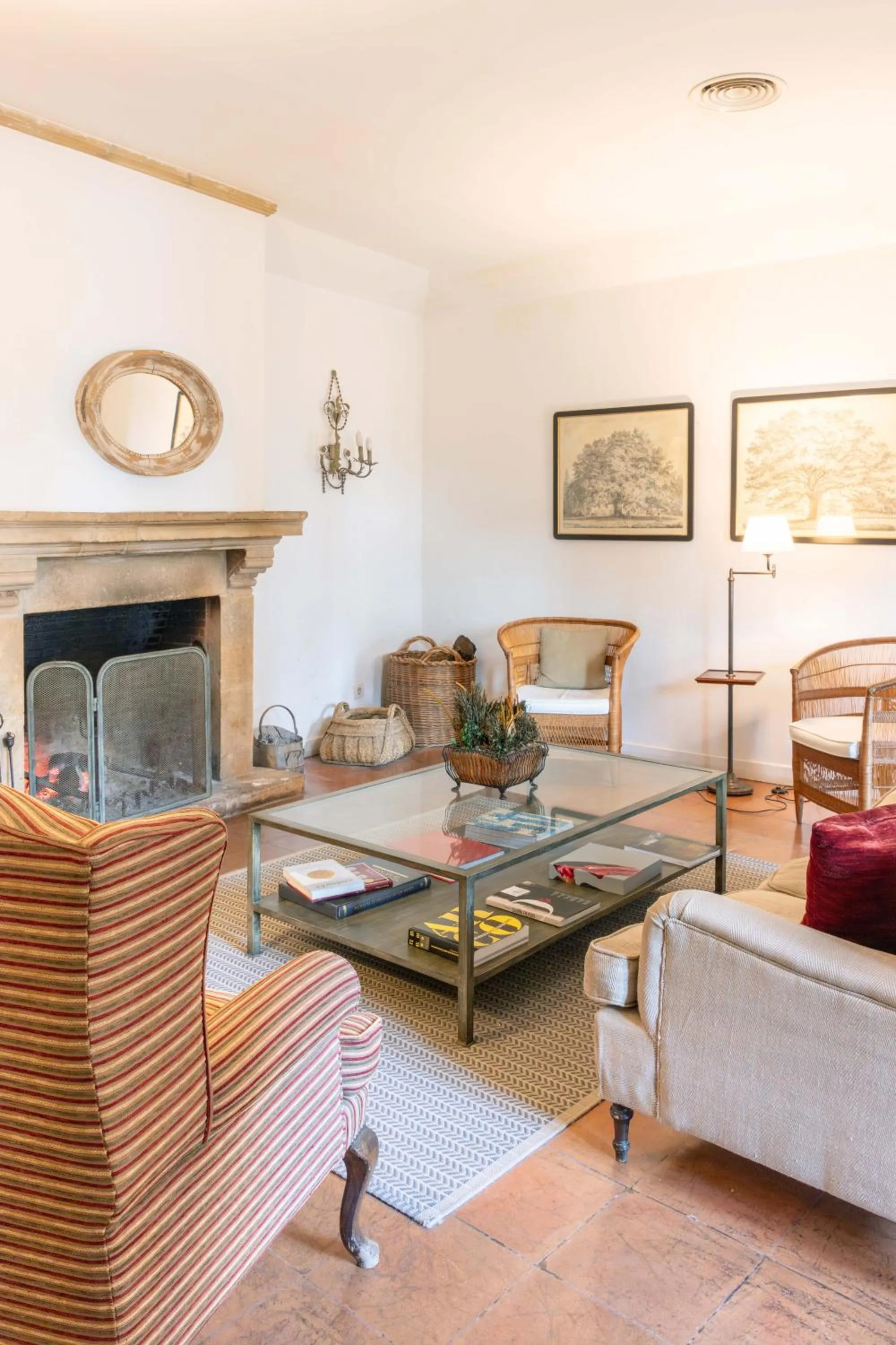 Living room in Hotel Puerta de la Luna