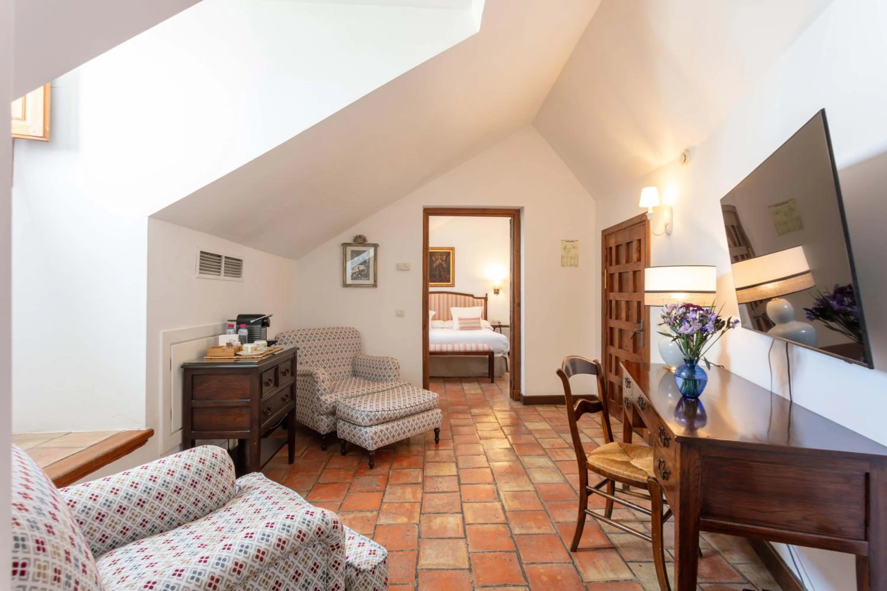 Bed in Hotel Puerta de la Luna