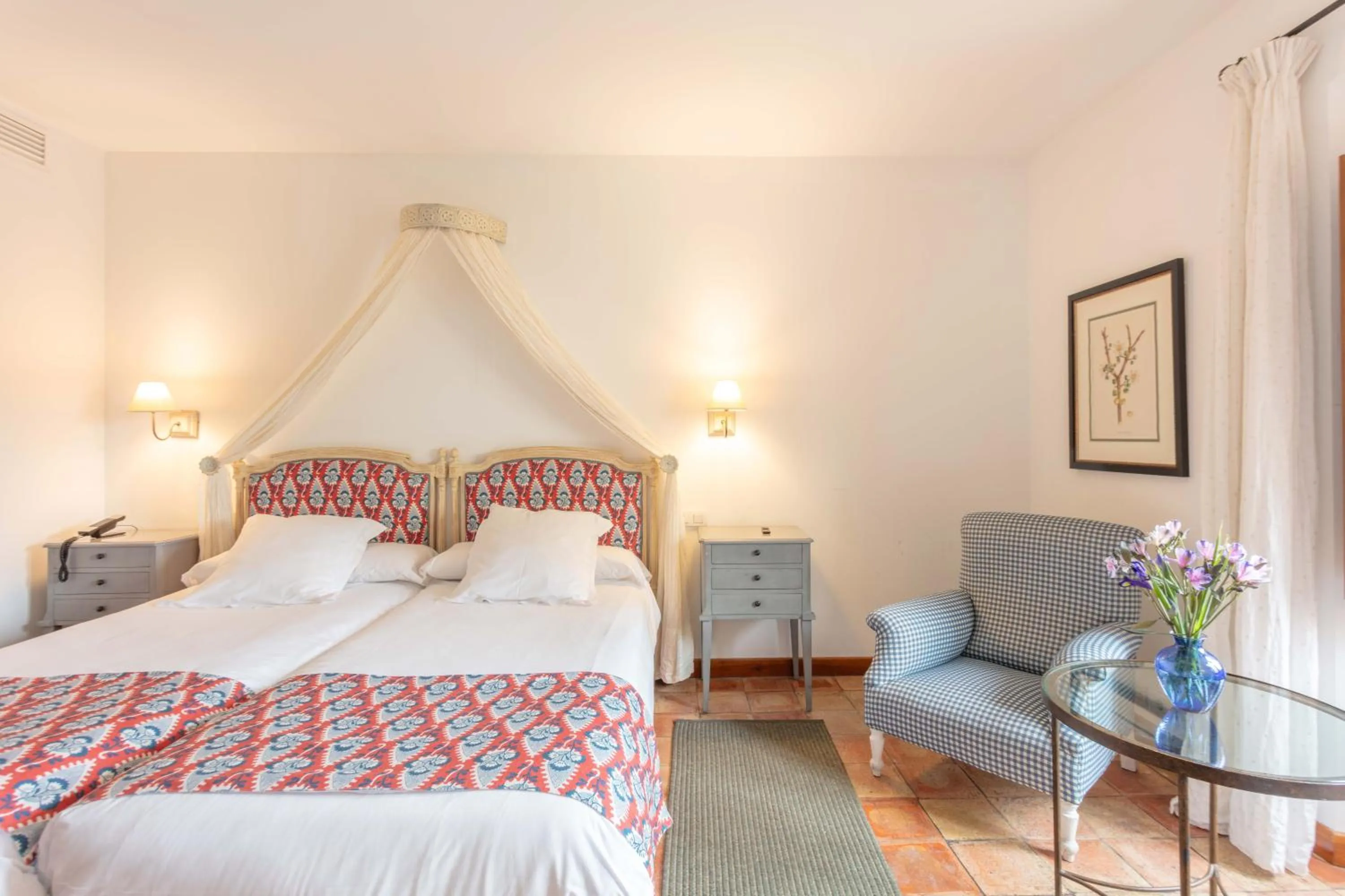 Bed in Hotel Puerta de la Luna