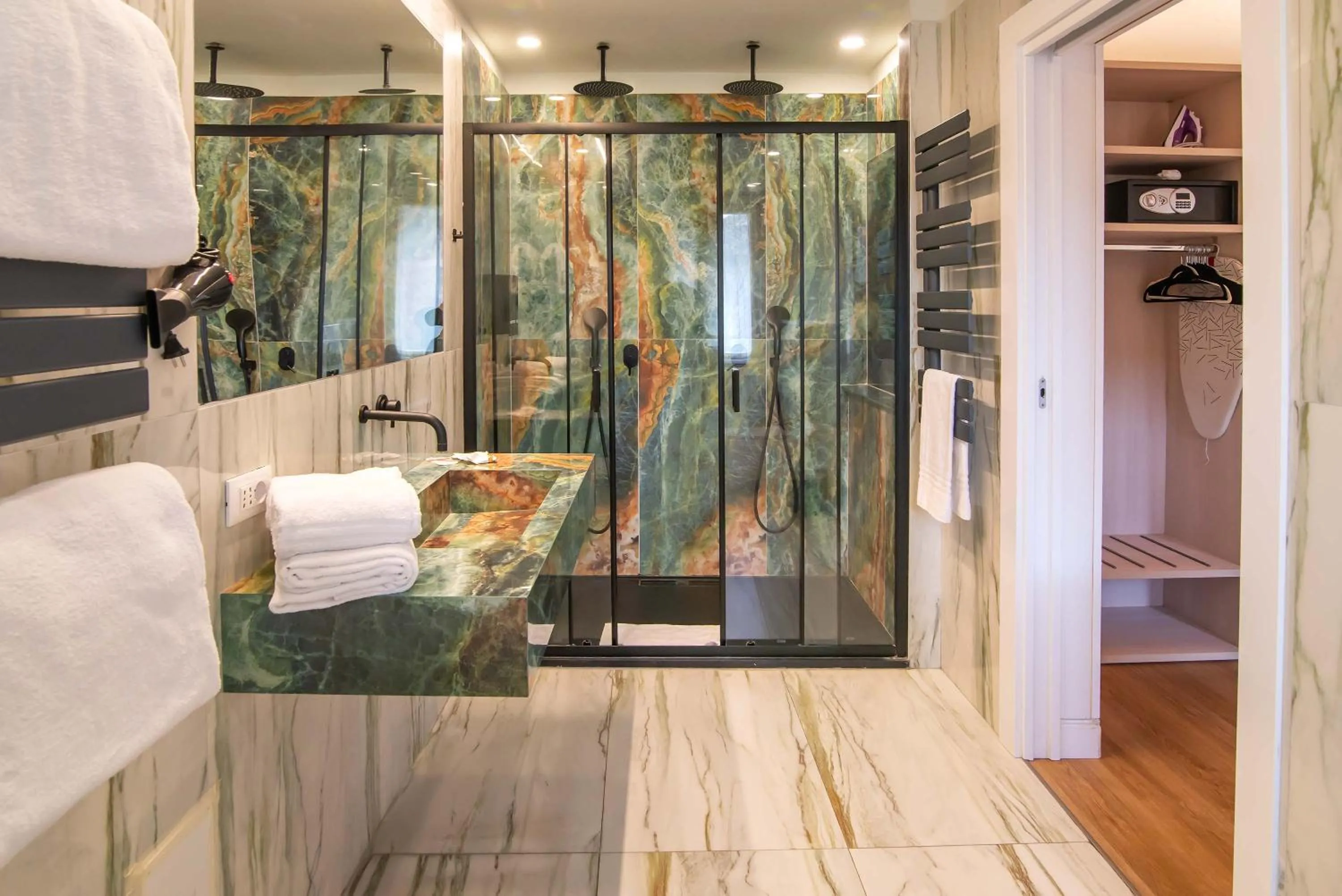 Shower in Marco's Way